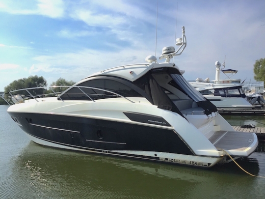 Sunseeker Portofino 40