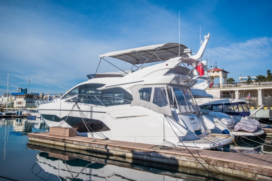 Sunseeker Manhattan 52 (REF. SS-5218)