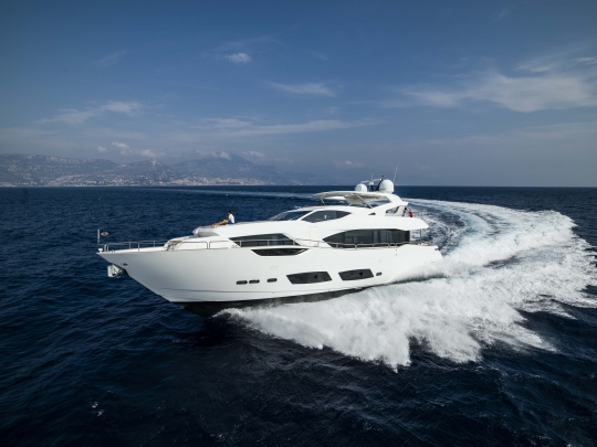 Sunseeker 95 Yacht