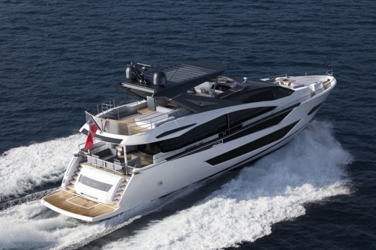 Sunseeker 88 Yacht