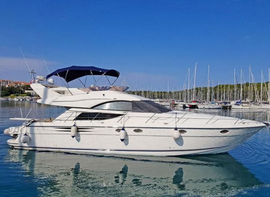 Fairline Phantom 50 (004)