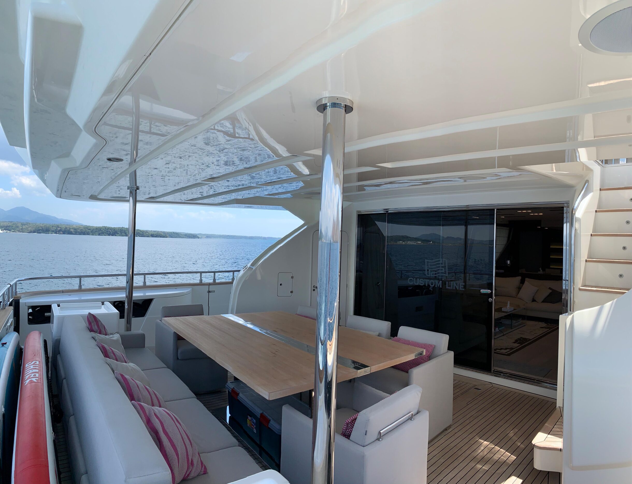 Ferretti Custom Line 100 | Экстрьер 5