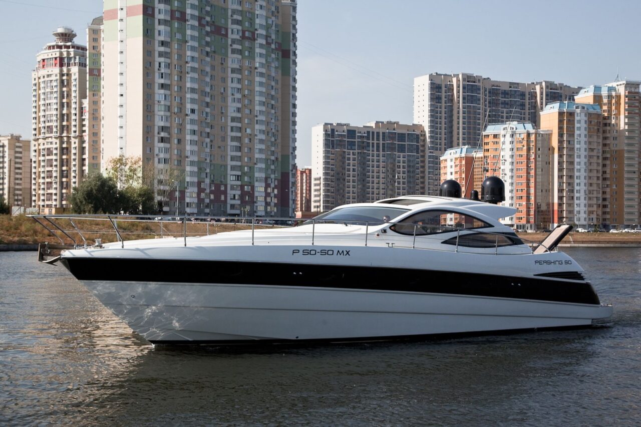 Pershing 50