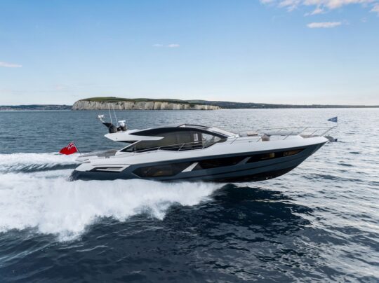 Sunseeker Predator 75