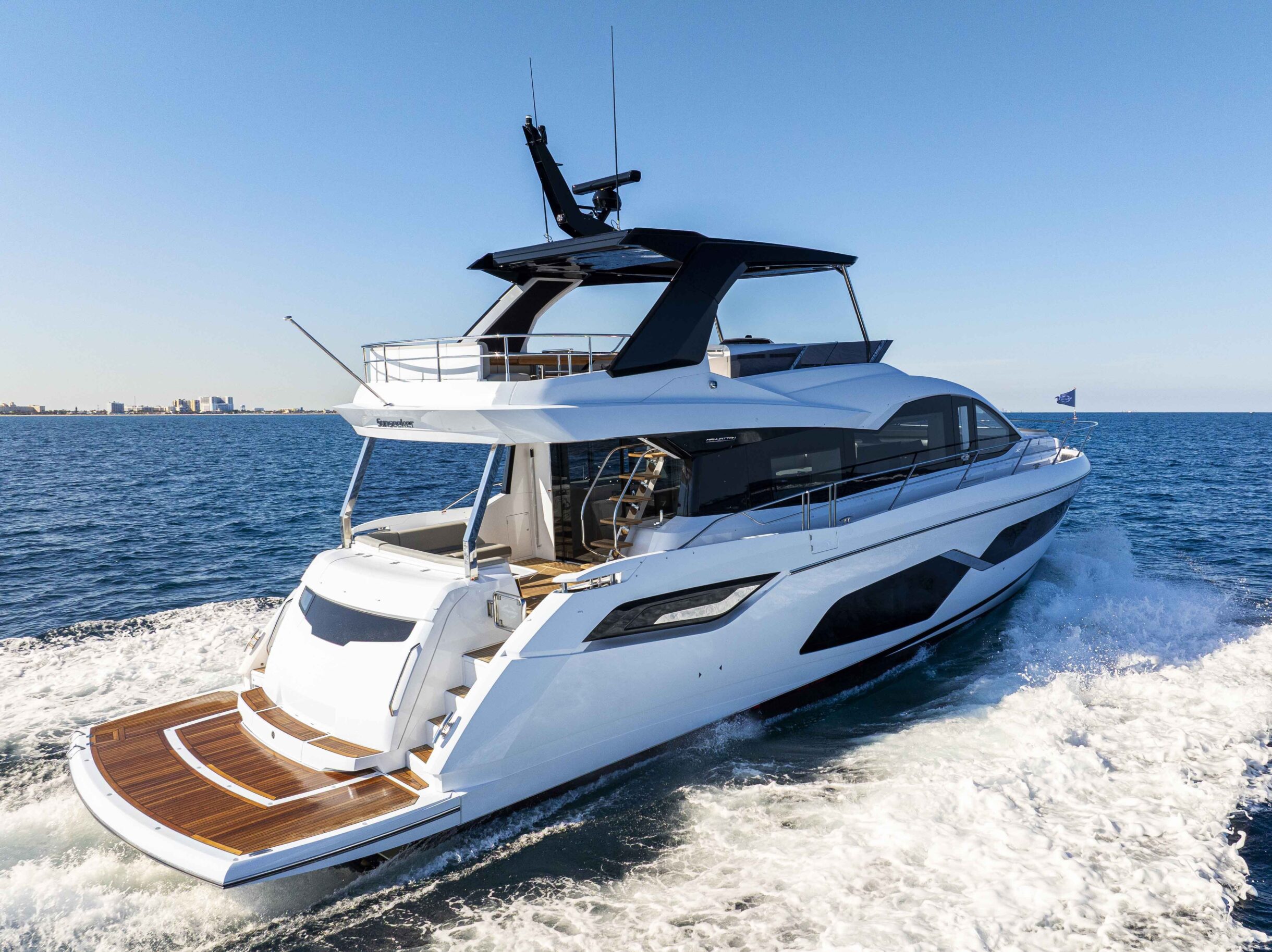 Sunseeker Manhattan 68 | Экстрьер 10