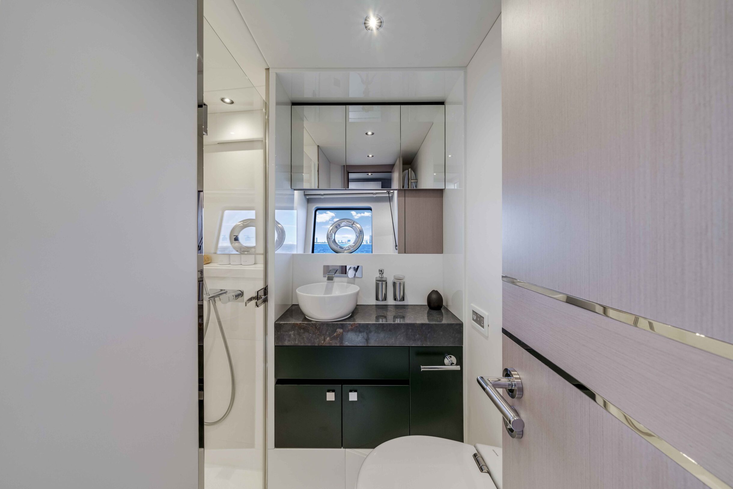 Sunseeker Manhattan 68 | Экстрьер 13