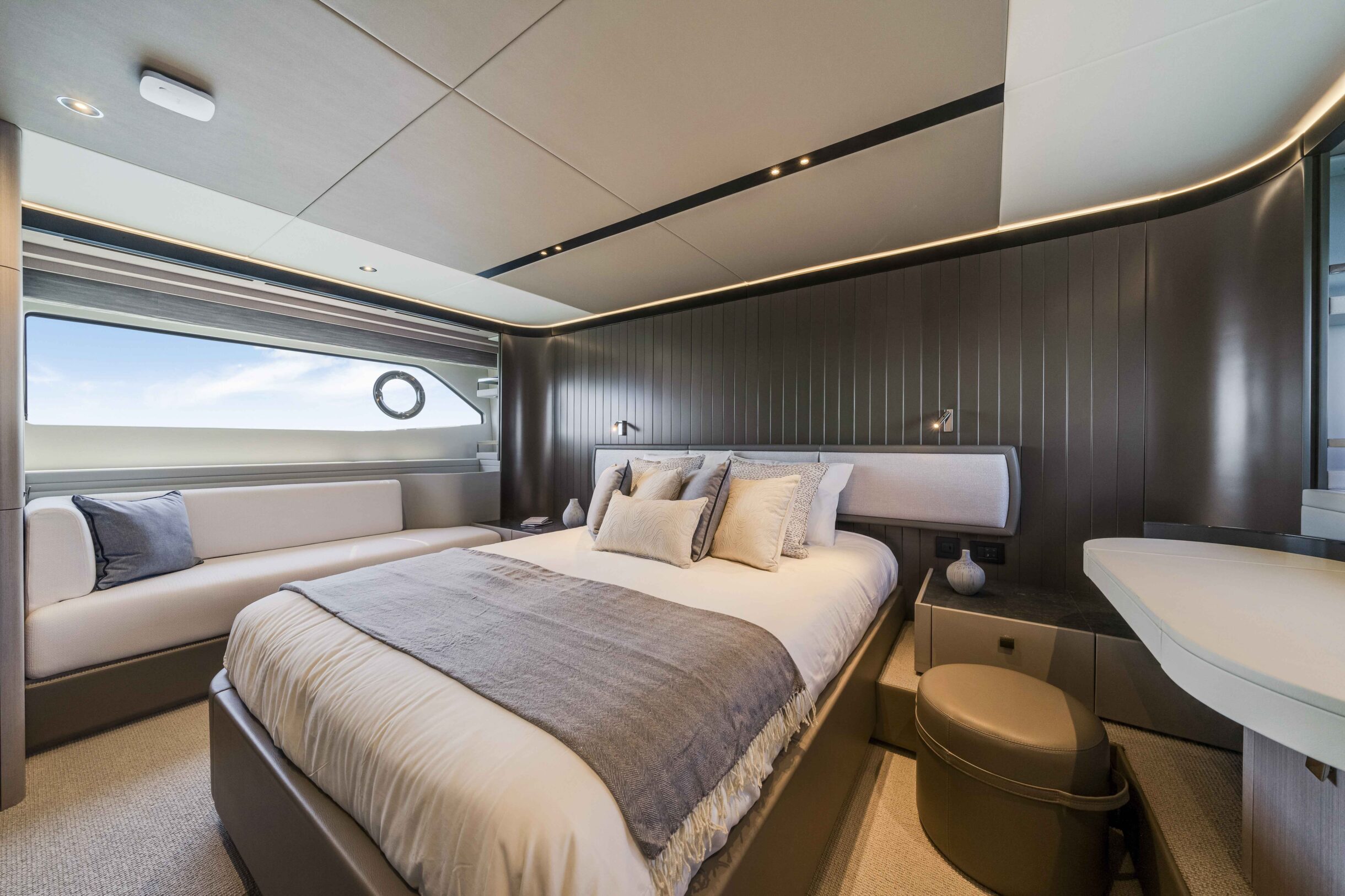Sunseeker Manhattan 68 | Экстрьер 11