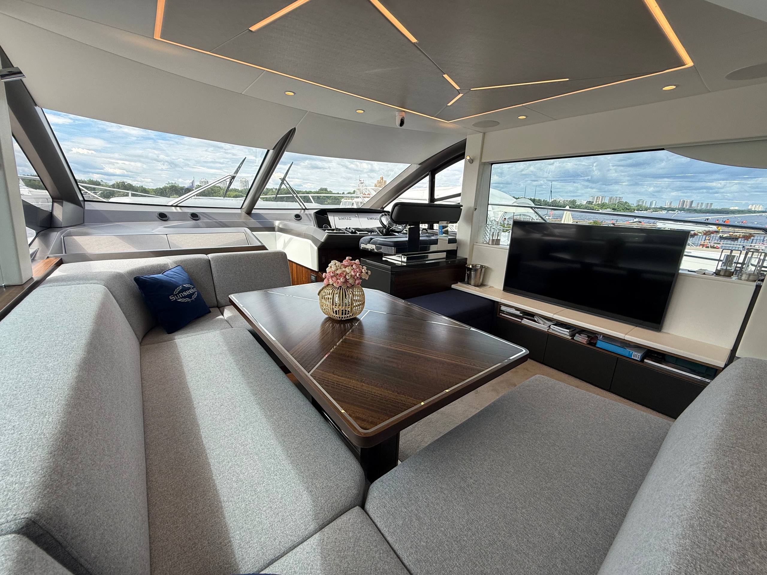 Sunseeker Manhattan 55 | Экстрьер 4