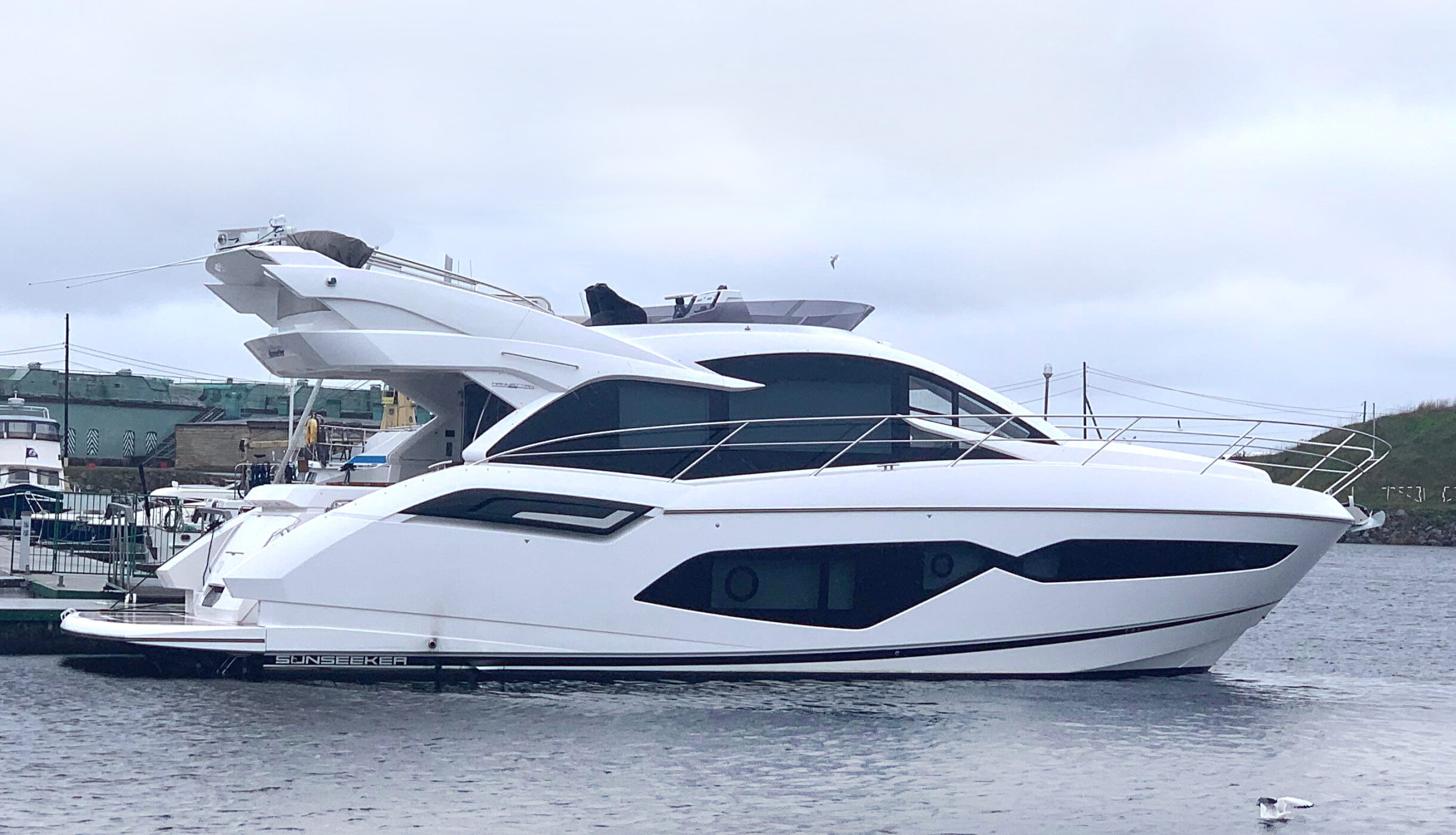 Sunseeker Manhattan 55 | Экстрьер 0