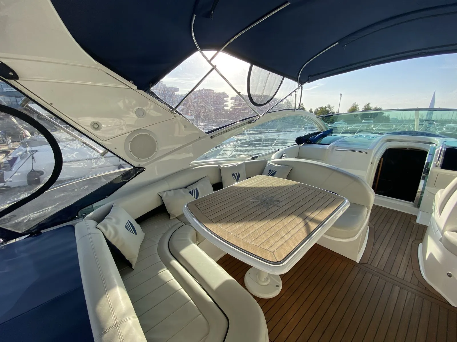 Fairline Targa 52 | Экстрьер 6