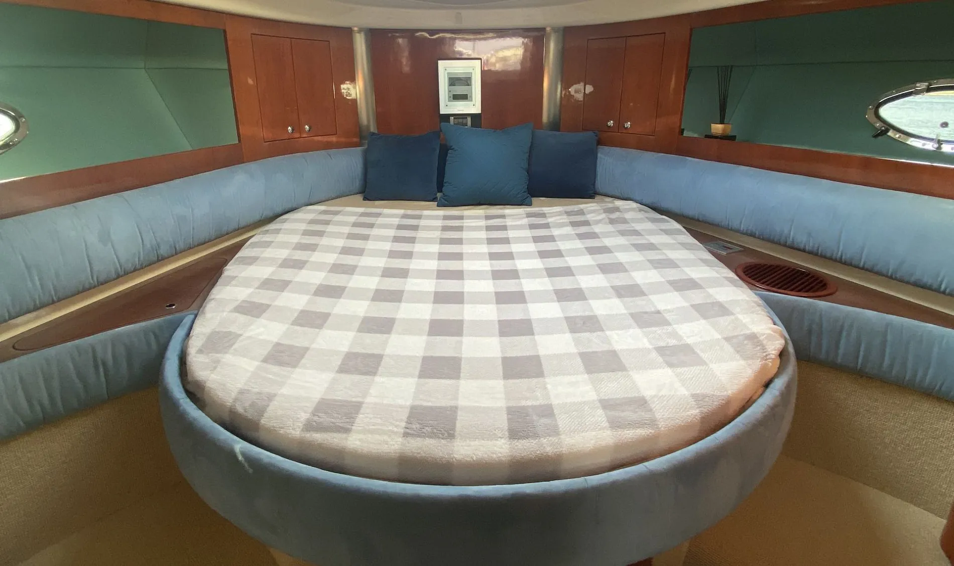 Fairline Targa 52 | Экстрьер 2