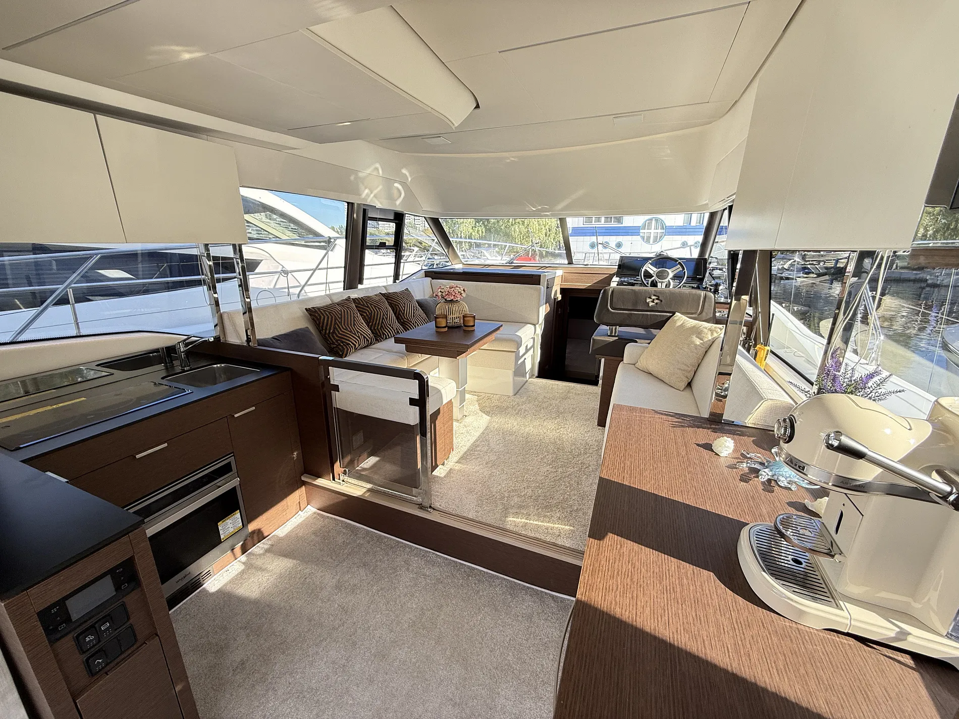 Prestige 420 Fly | Экстрьер 3