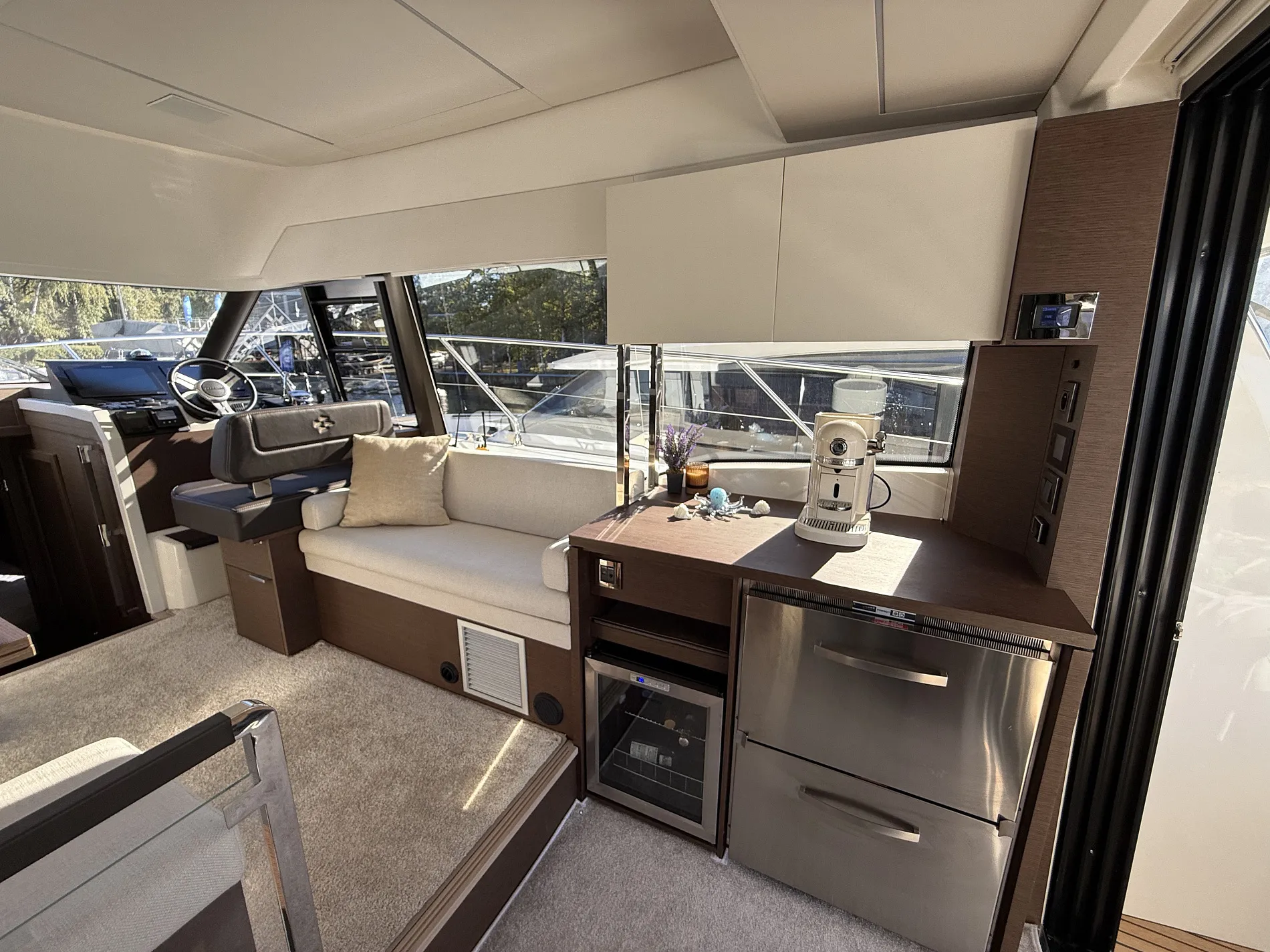 Prestige 420 Fly | Экстрьер 2