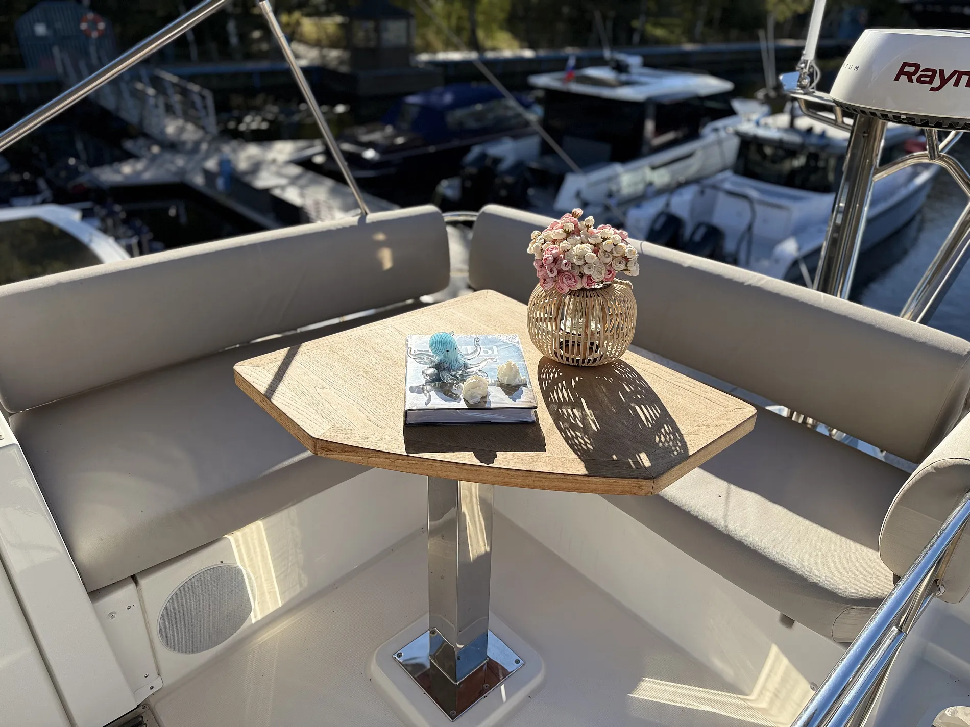 Prestige 420 Fly | Экстрьер 8