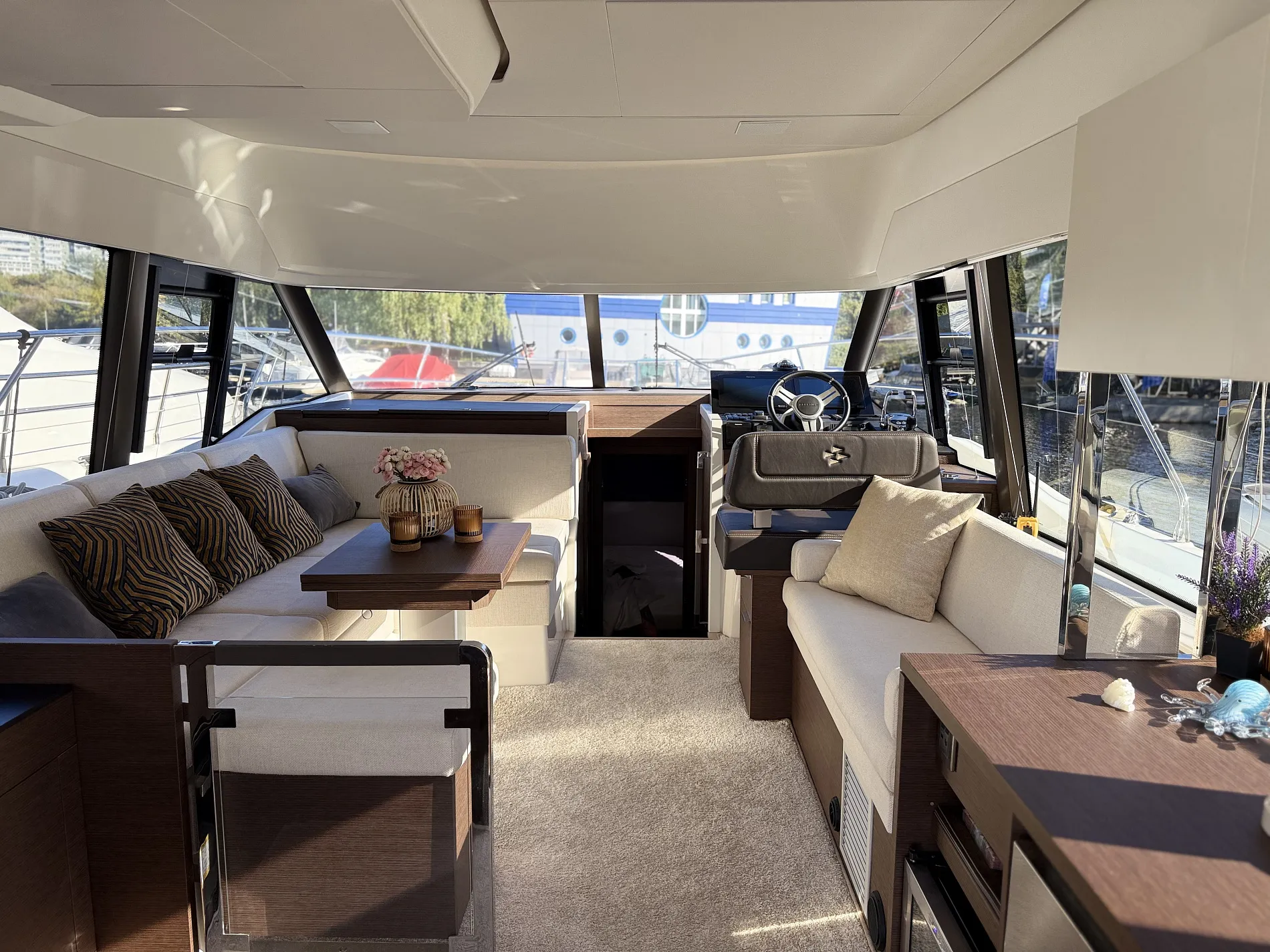 Prestige 420 Fly | Экстрьер 1