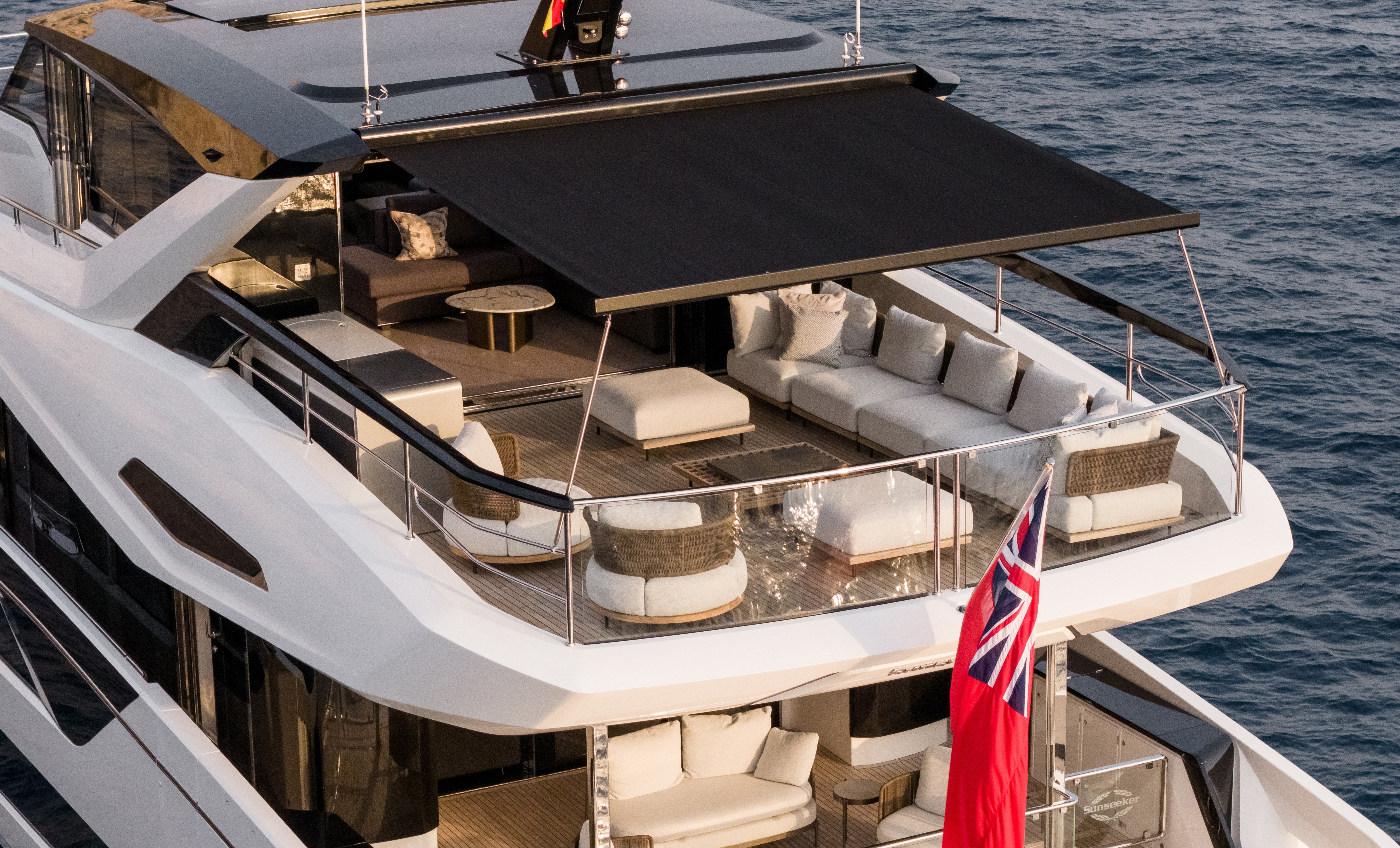 Sunseeker 82 Ocean Enclosed | Экстрьер 5