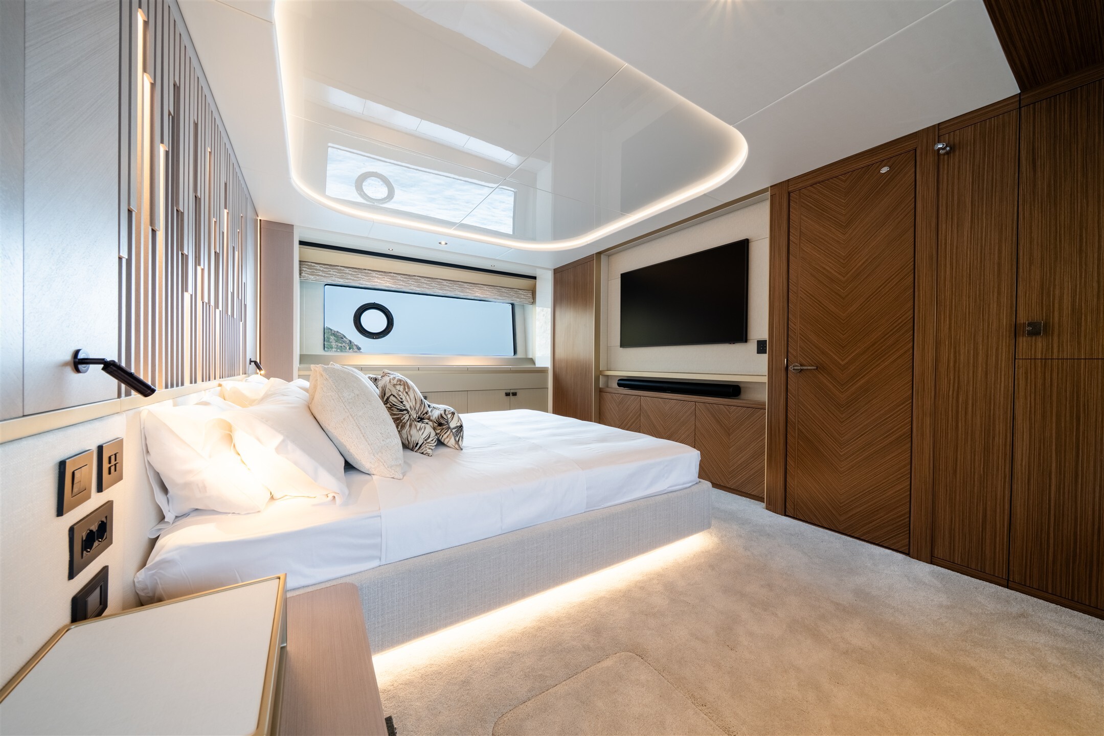 Sunseeker 82 Ocean | Экстрьер 7