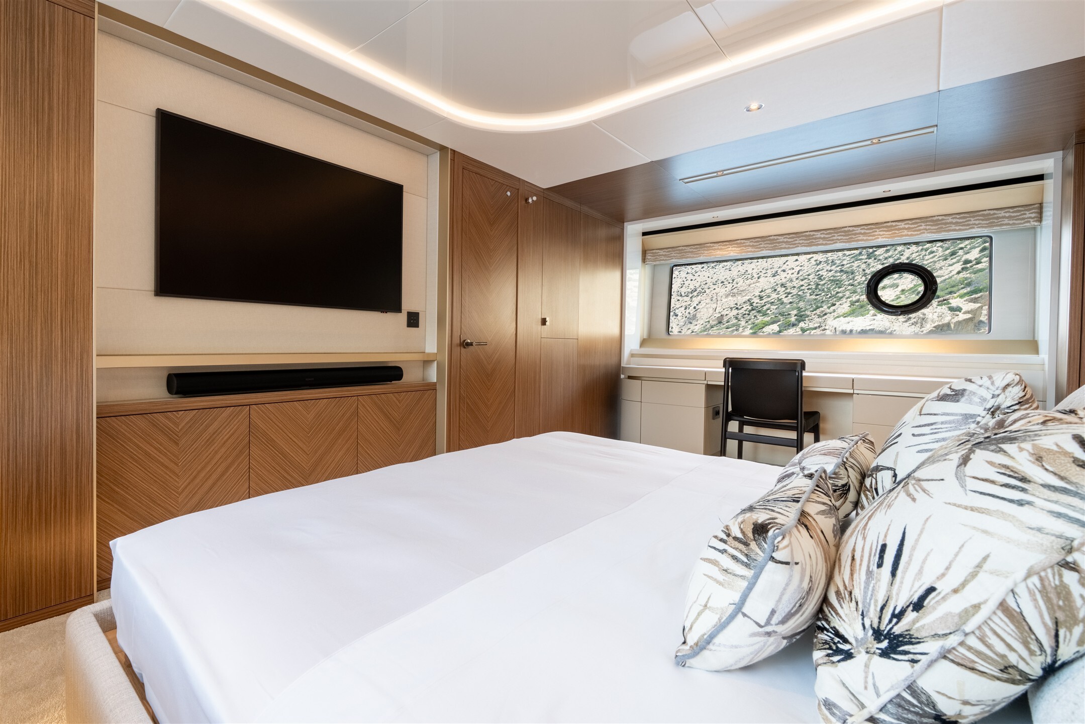 Sunseeker 82 Ocean | Экстрьер 8