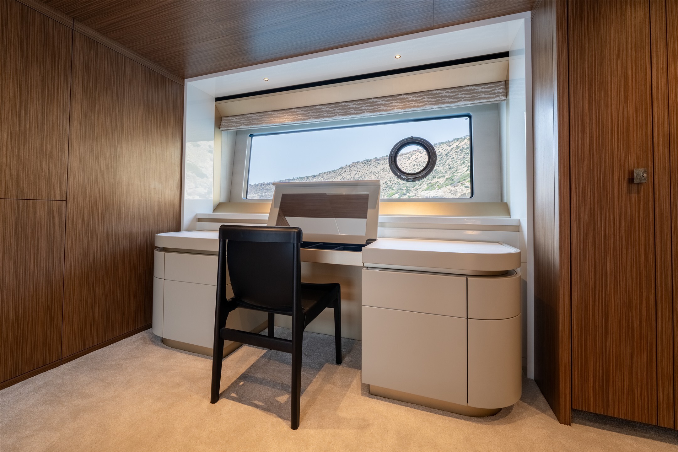 Sunseeker 82 Ocean | Экстрьер 9