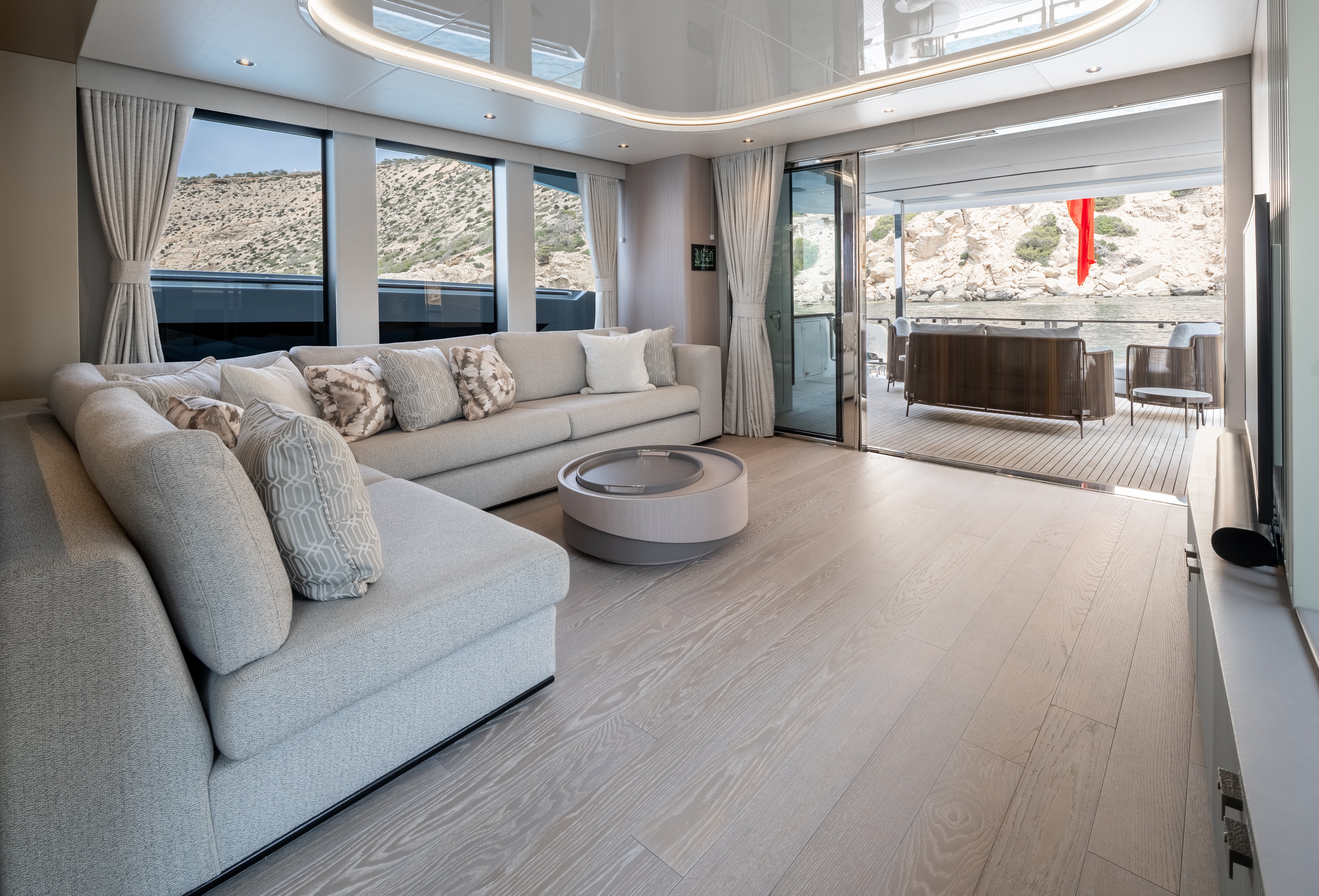 Sunseeker 82 Ocean Enclosed | Экстрьер 4