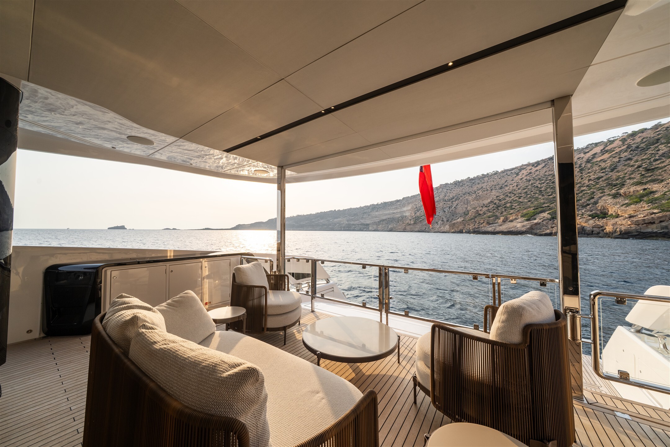 Sunseeker 82 Ocean | Экстрьер 6