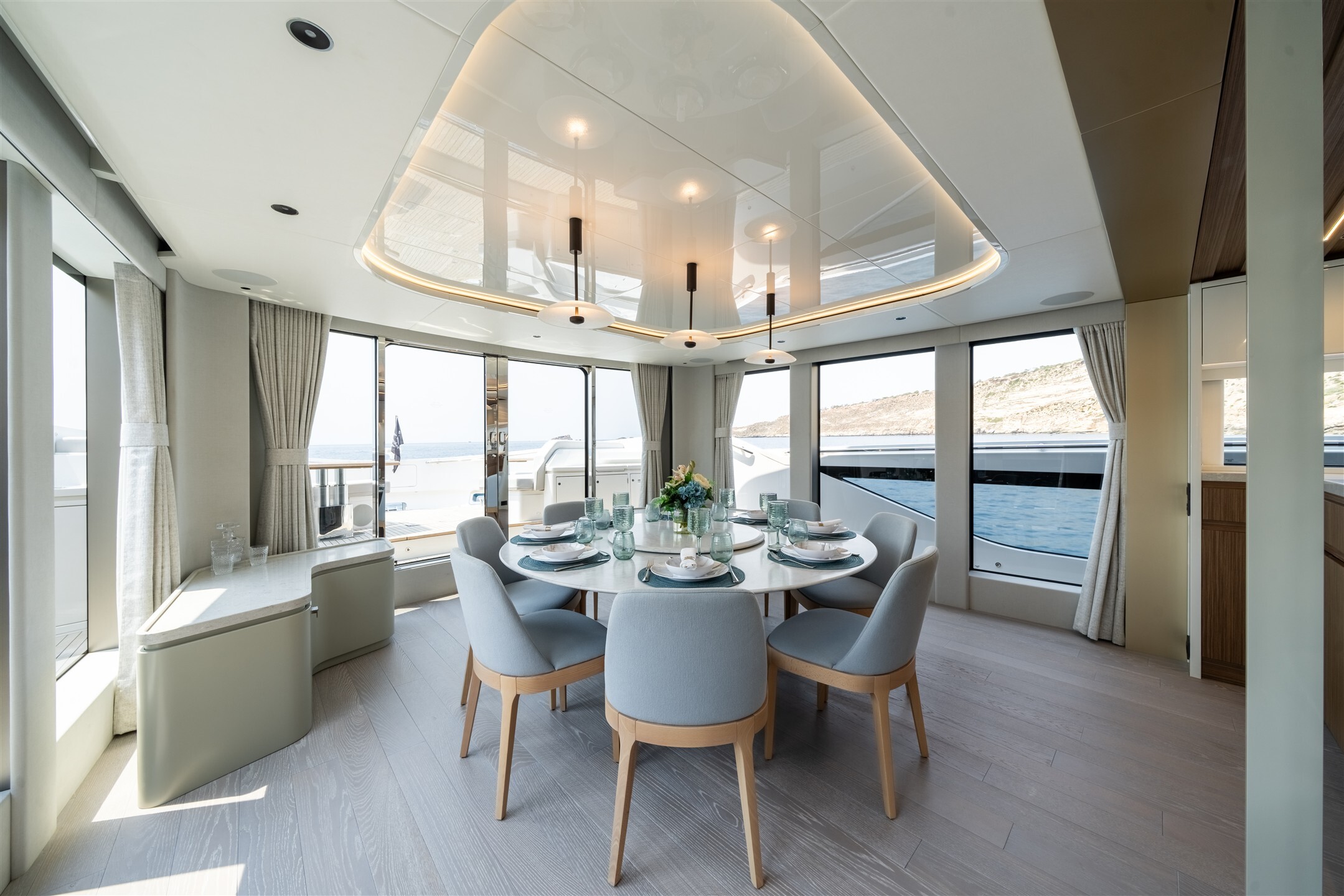 Sunseeker 82 Ocean Enclosed | Экстрьер 5