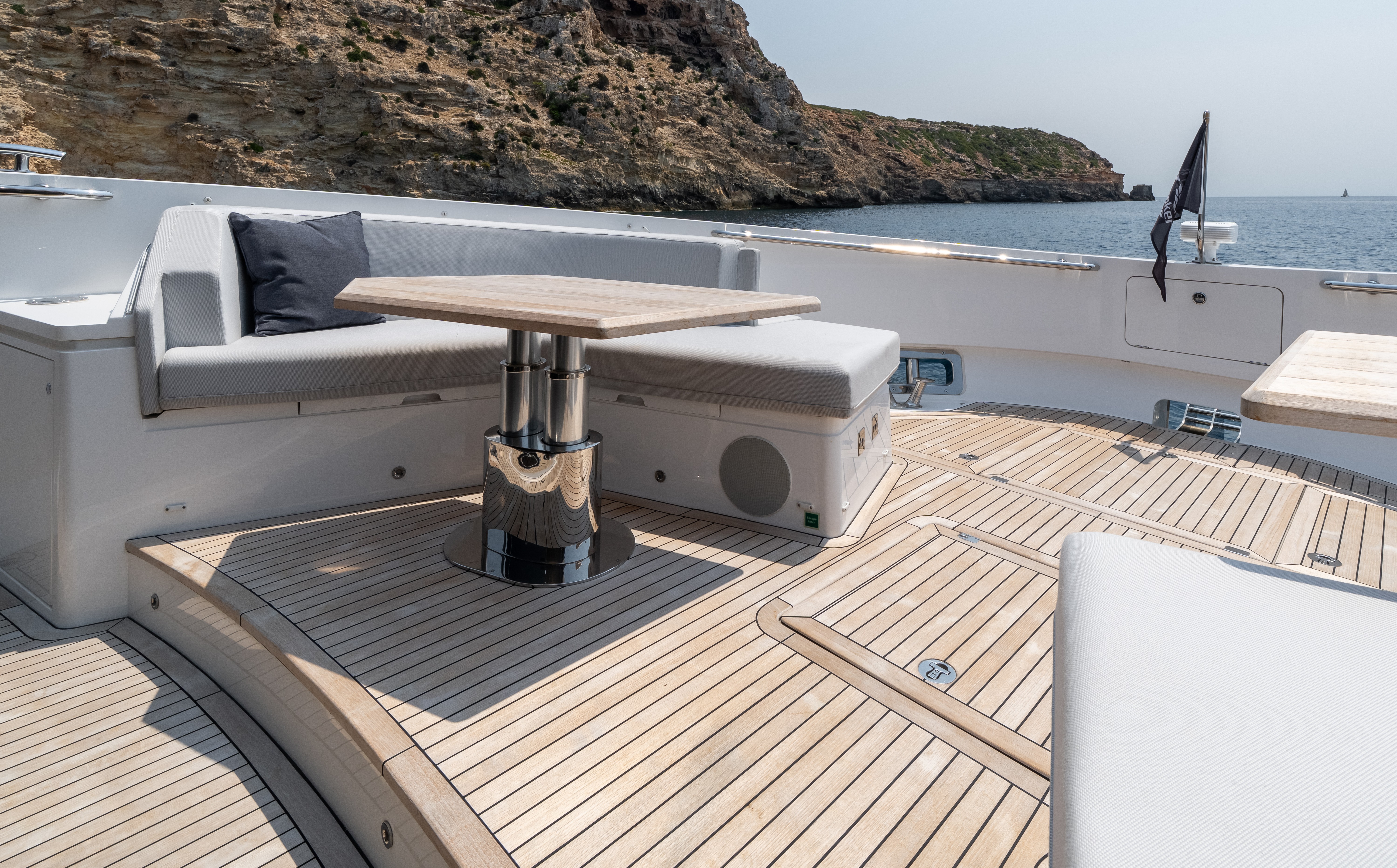 Sunseeker 82 Ocean Enclosed | Экстрьер 8