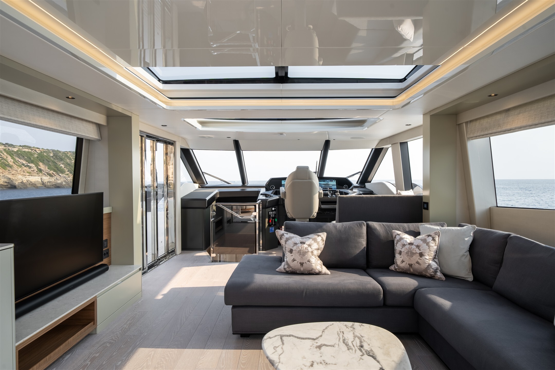 Sunseeker 82 Ocean Enclosed | Экстрьер 11