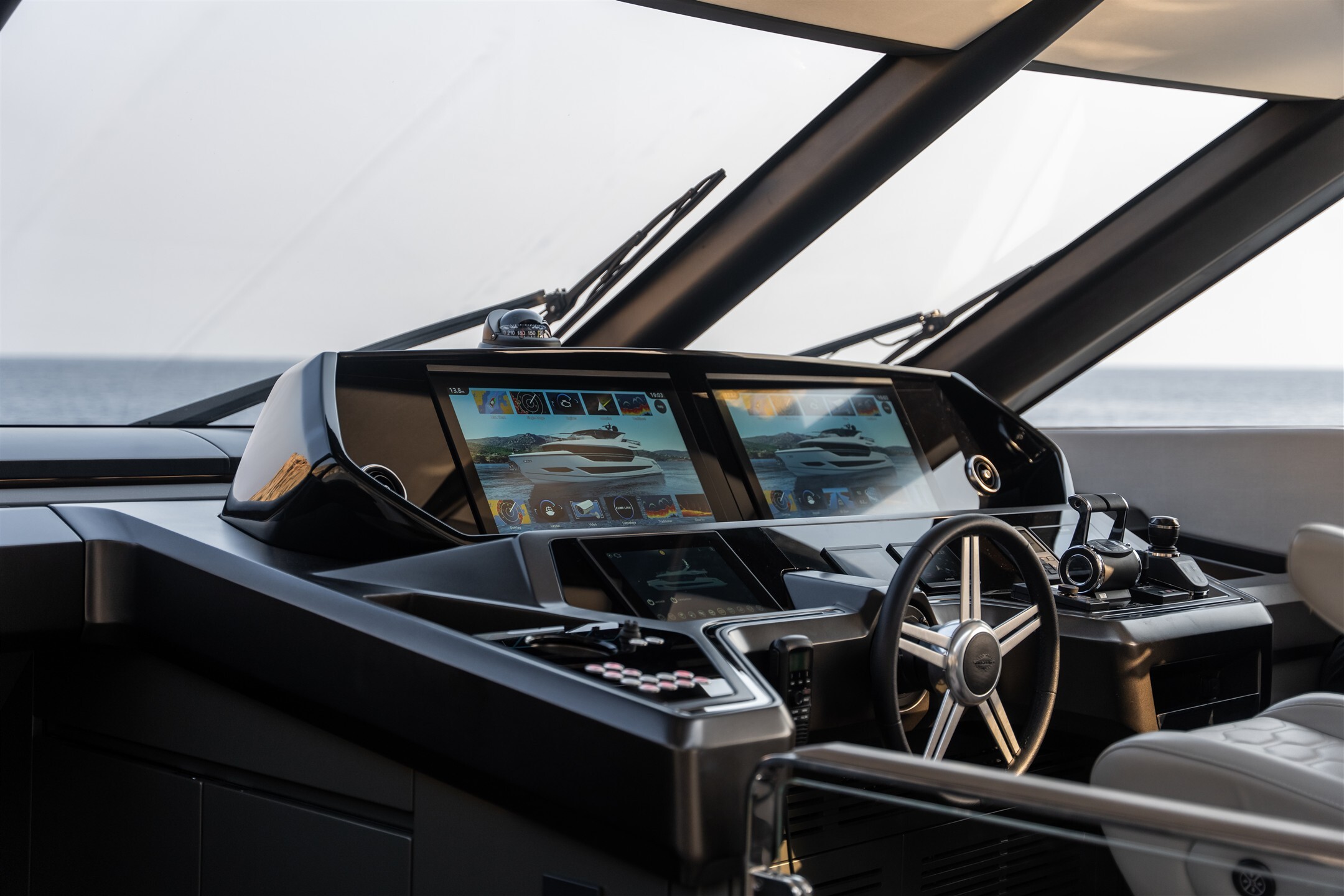 Sunseeker 82 Ocean Enclosed | Экстрьер 13