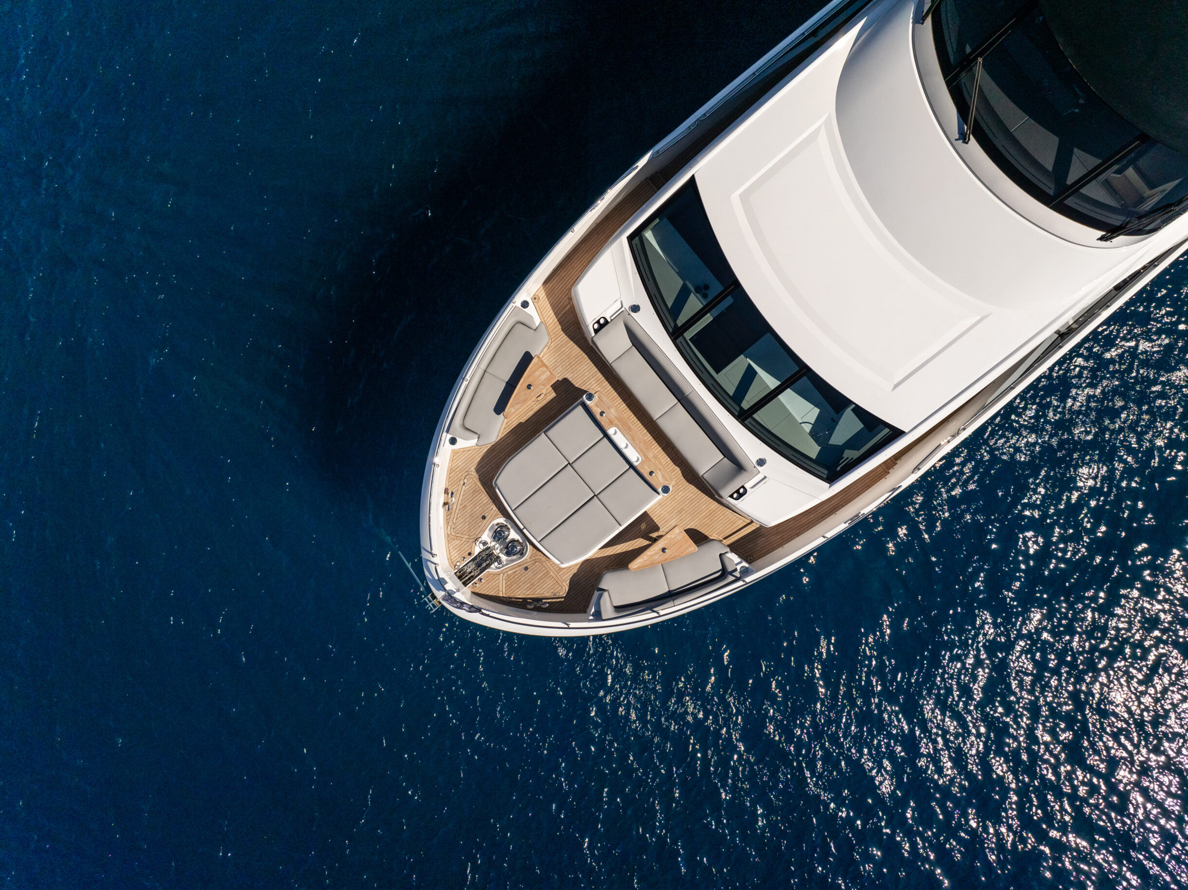 Sunseeker 90 Ocean Enclosed | Экстрьер 4
