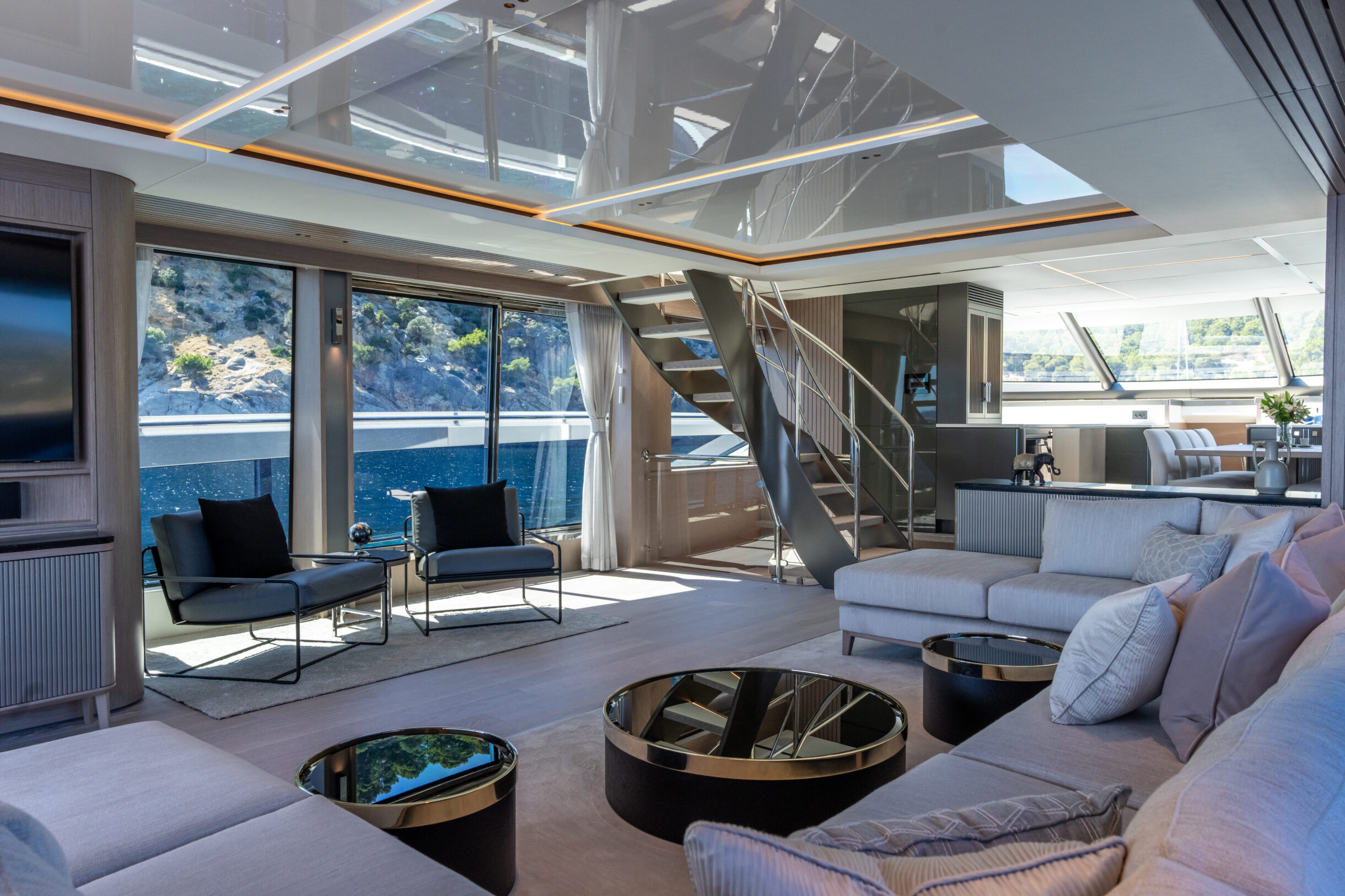 Sunseeker 90 Ocean Enclosed | Экстрьер 2