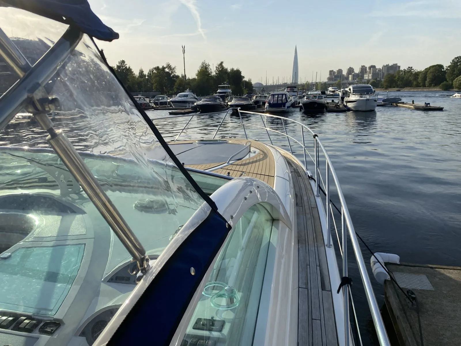 Fairline Targa 52 | Экстрьер 11