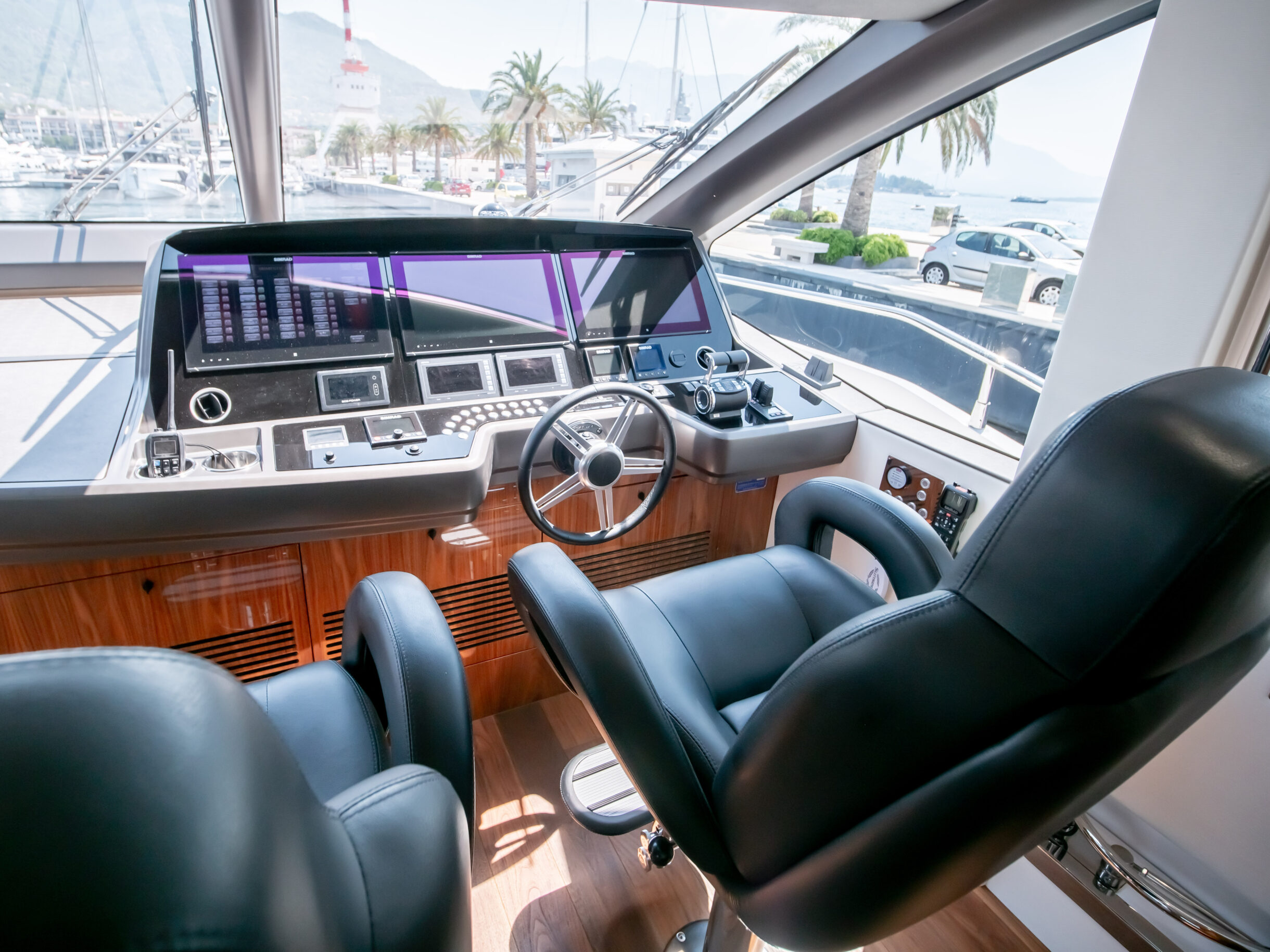 Sunseeker 76 Yacht | Экстрьер 11