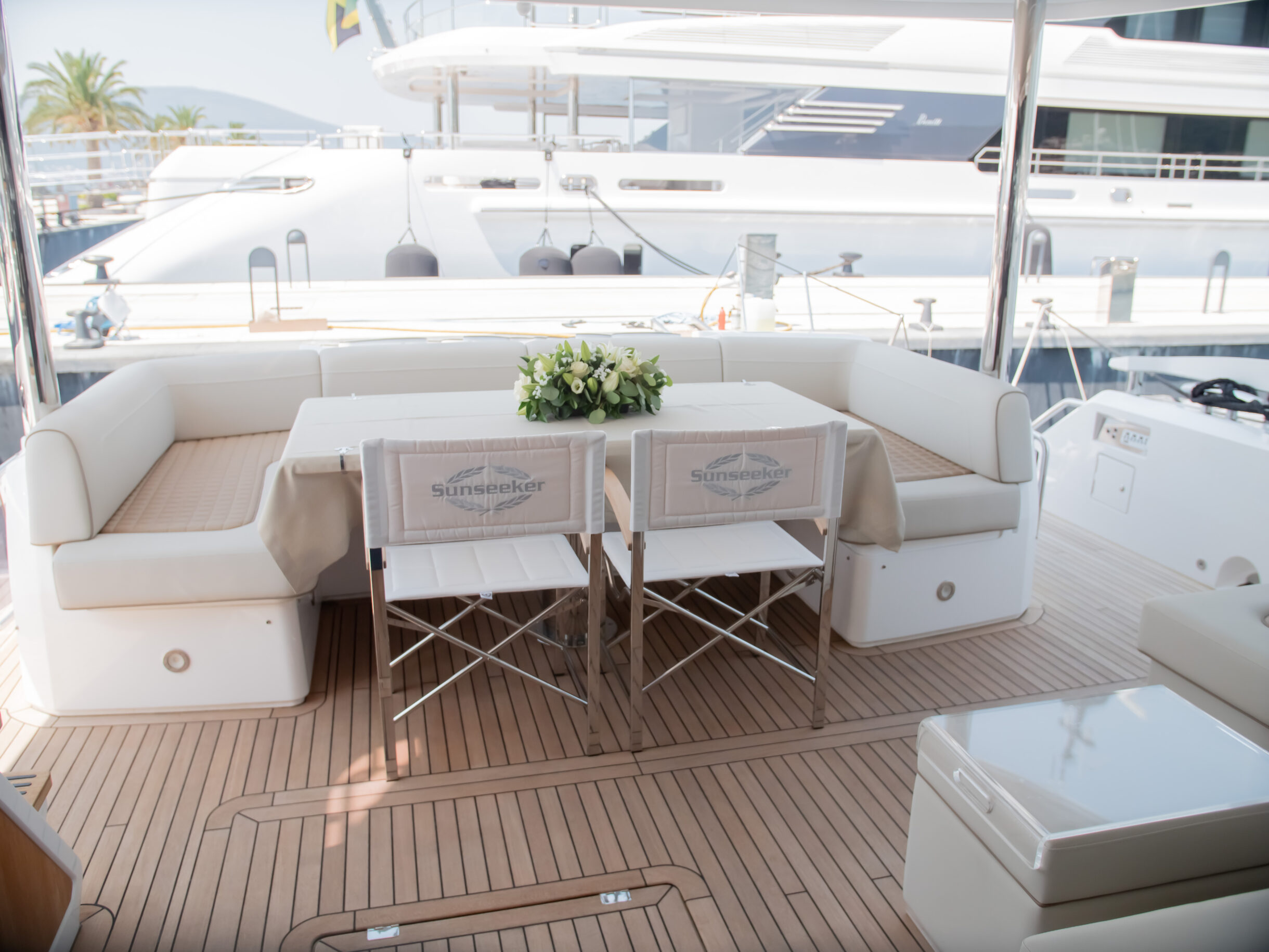 Sunseeker 76 Yacht | Экстрьер 14