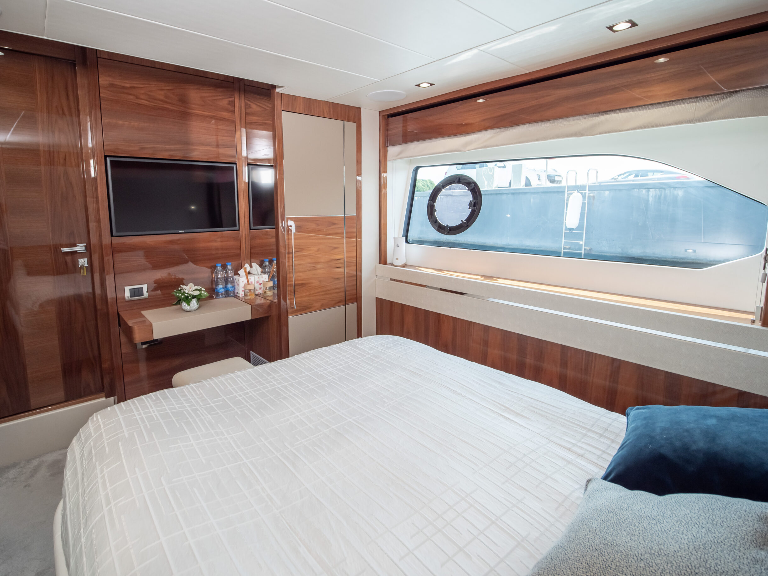 Sunseeker 76 Yacht | Экстрьер 20