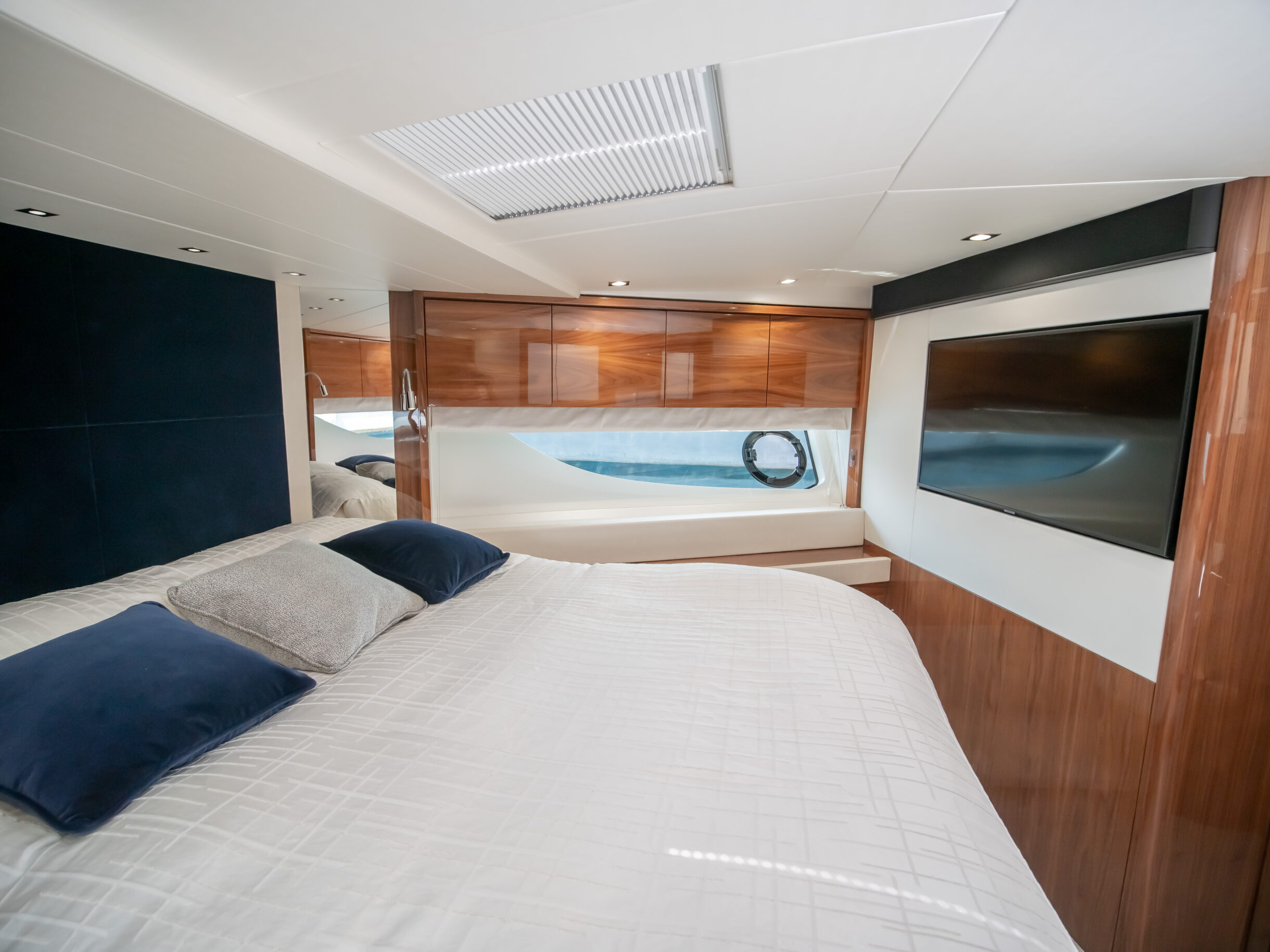 Sunseeker 76 Yacht | Экстрьер 18