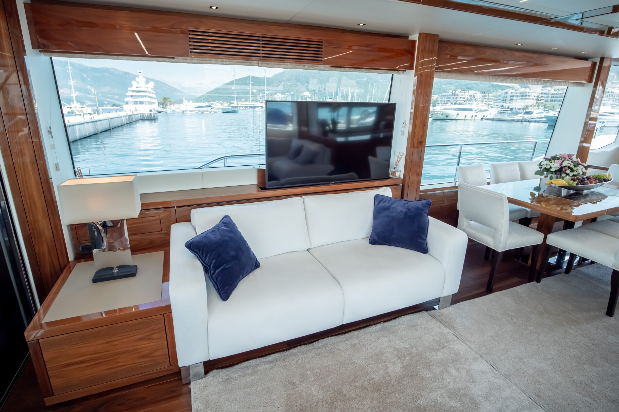 Sunseeker 76 Yacht | Экстрьер 7