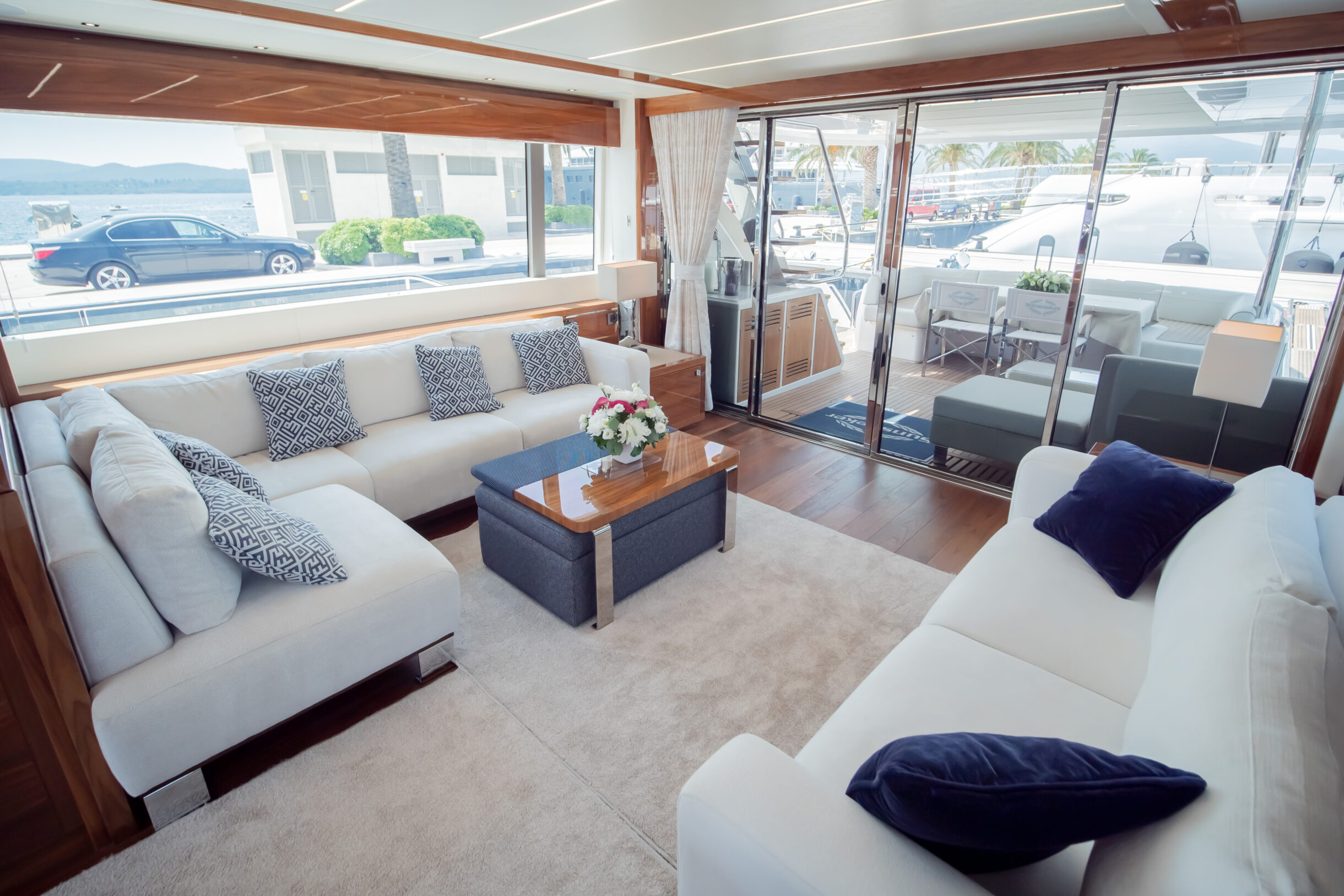 Sunseeker 76 Yacht | Экстрьер 1