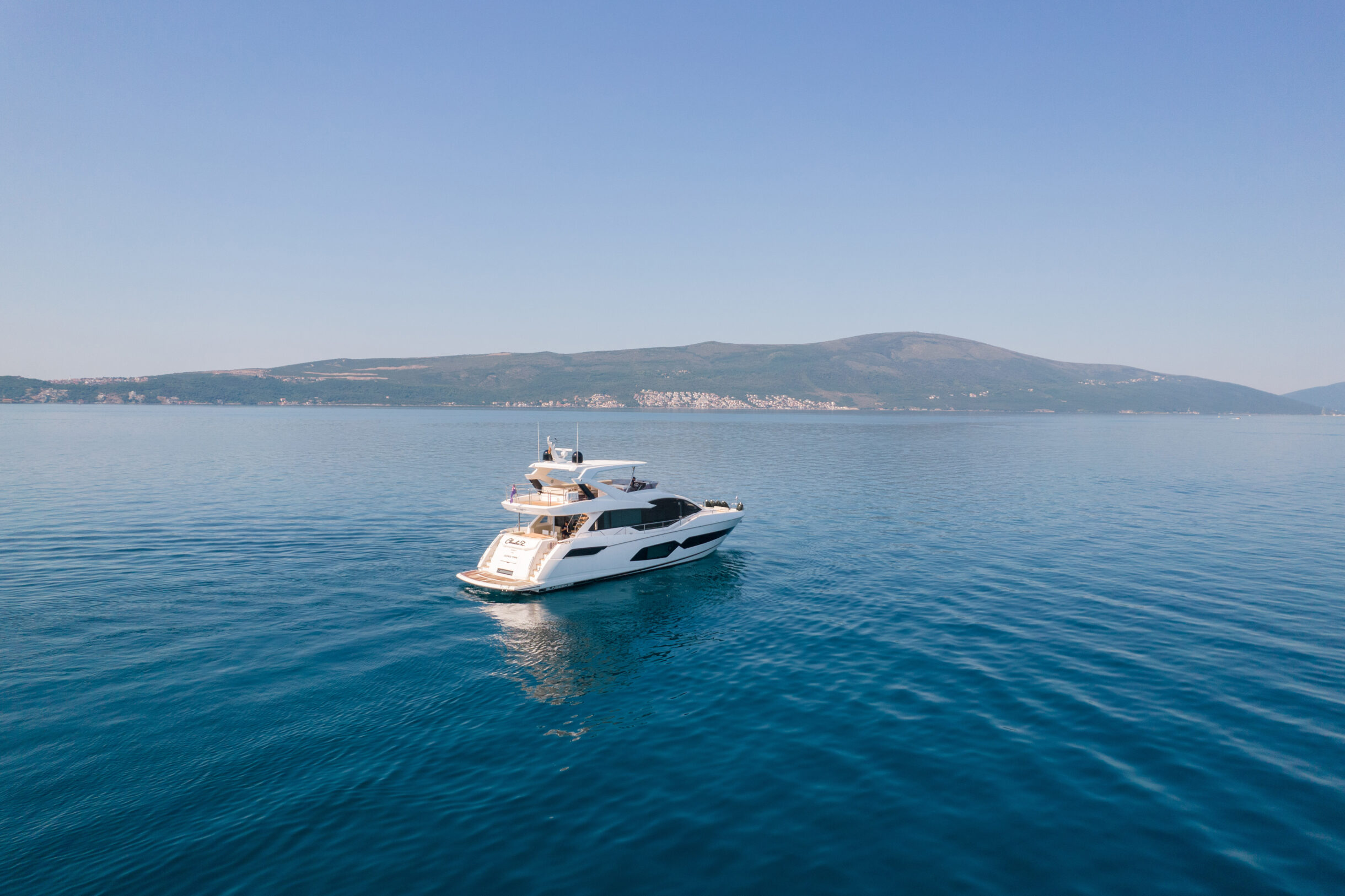 Sunseeker 76 Yacht | Экстрьер 2