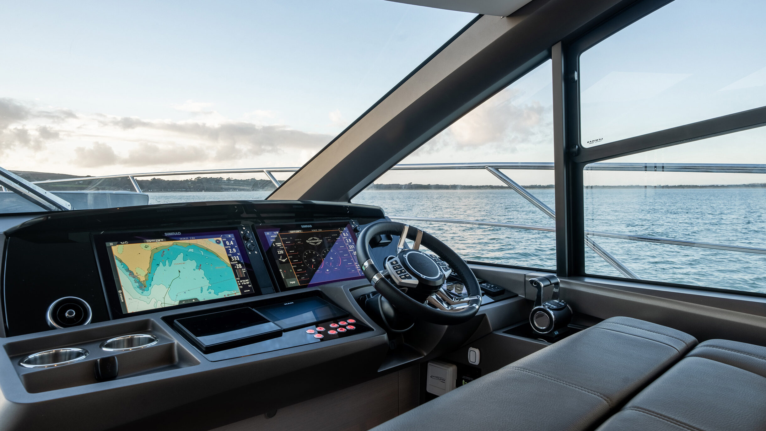 Sunseeker Manhattan 56 | Экстрьер 6