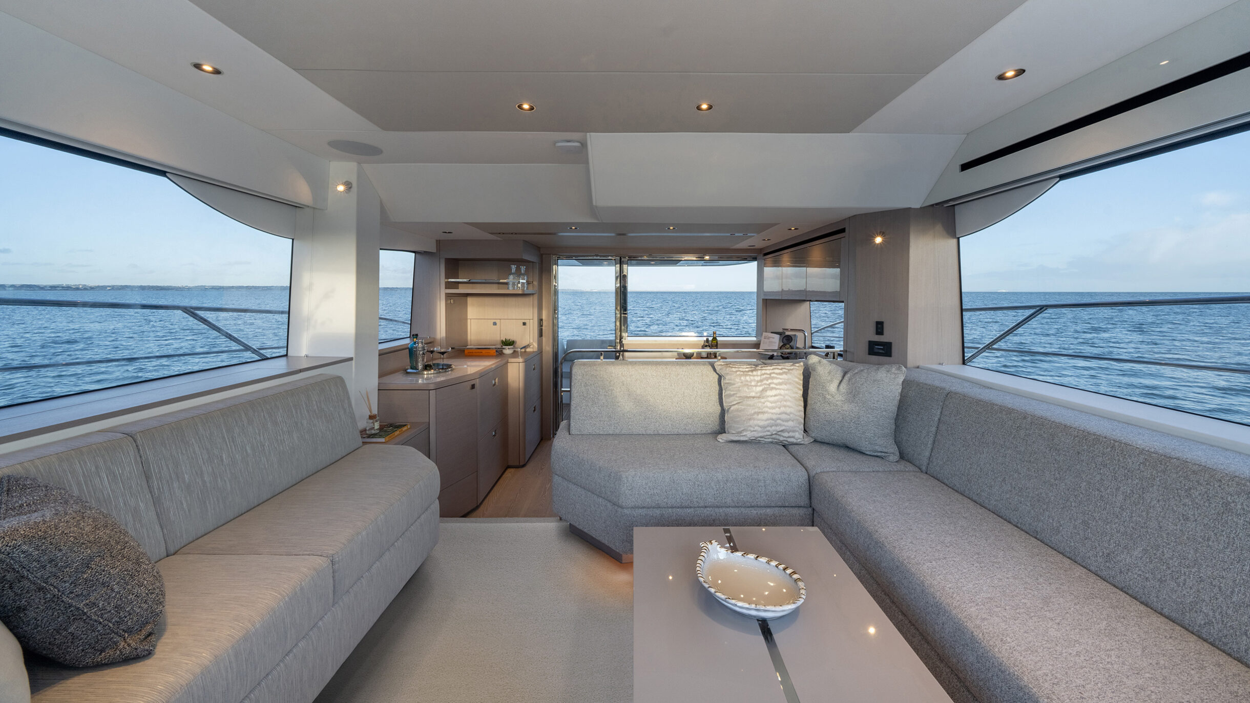Sunseeker Manhattan 56 | Экстрьер 2