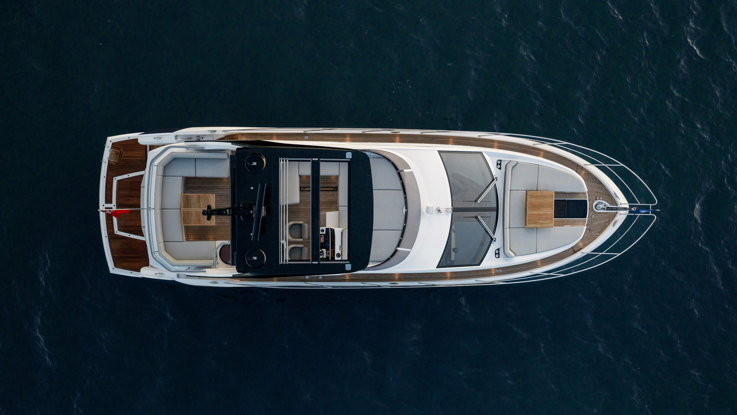 Sunseeker Manhattan 56 | Экстрьер 4