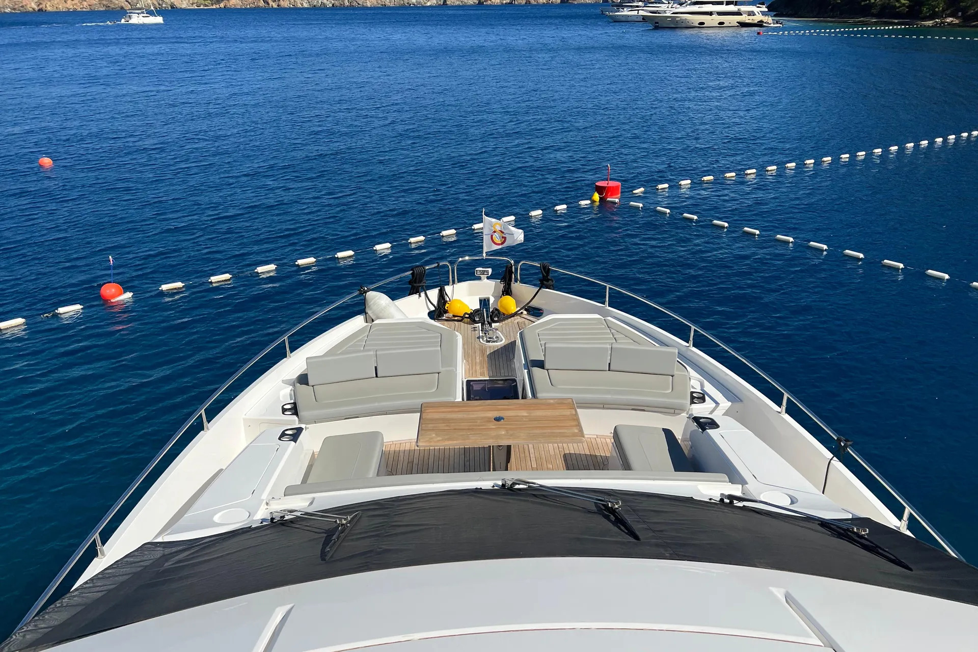 Sunseeker 76 Yacht | Экстрьер 1