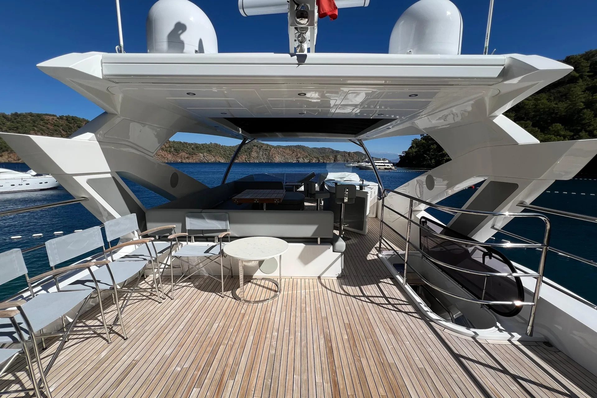 Sunseeker 76 Yacht | Экстрьер 4