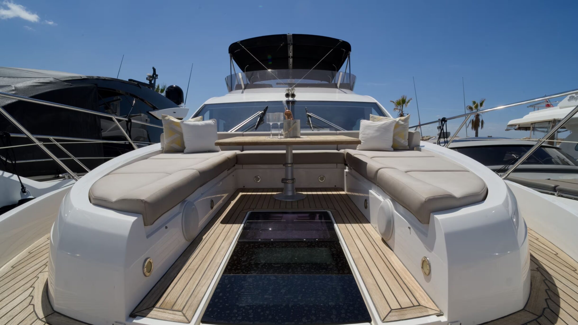 Sunseeker Manhattan 52 | Экстрьер 4