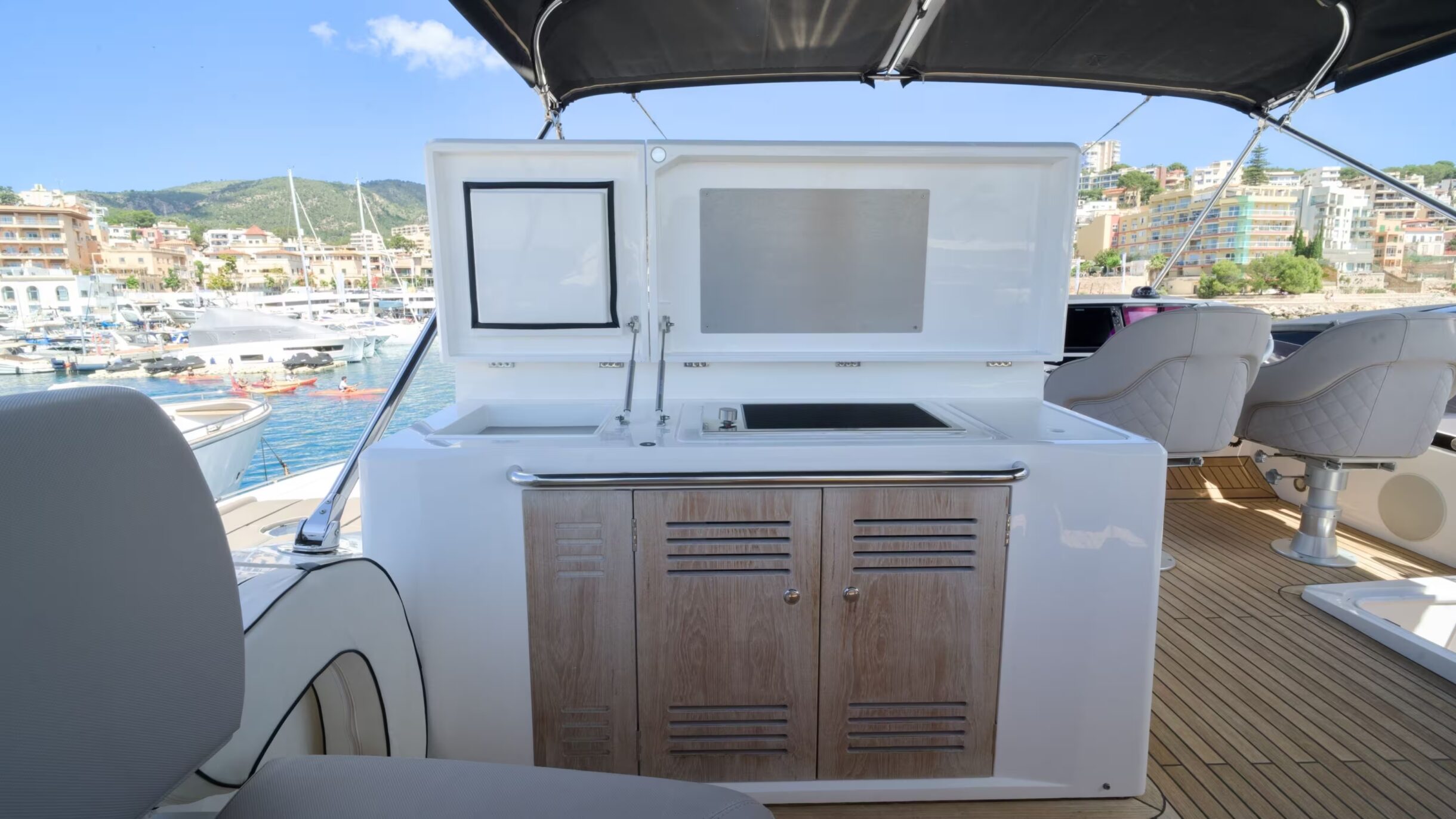 Sunseeker Manhattan 52 | Экстрьер 6