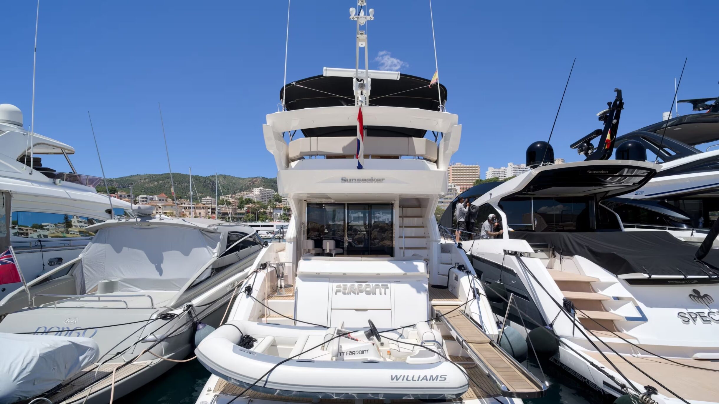 Sunseeker Manhattan 52 | Экстрьер 2