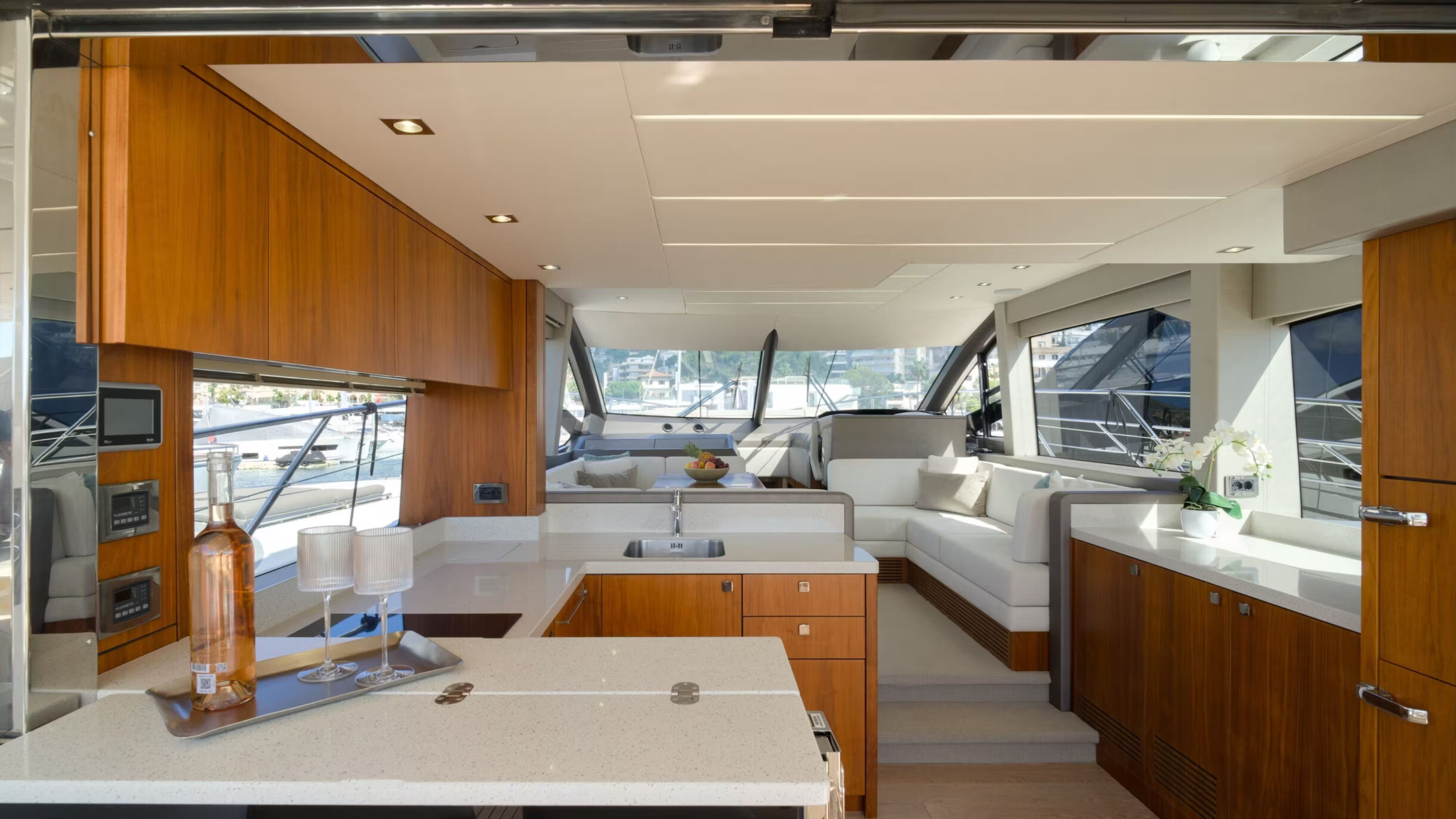 Sunseeker Manhattan 52 | Экстрьер 0