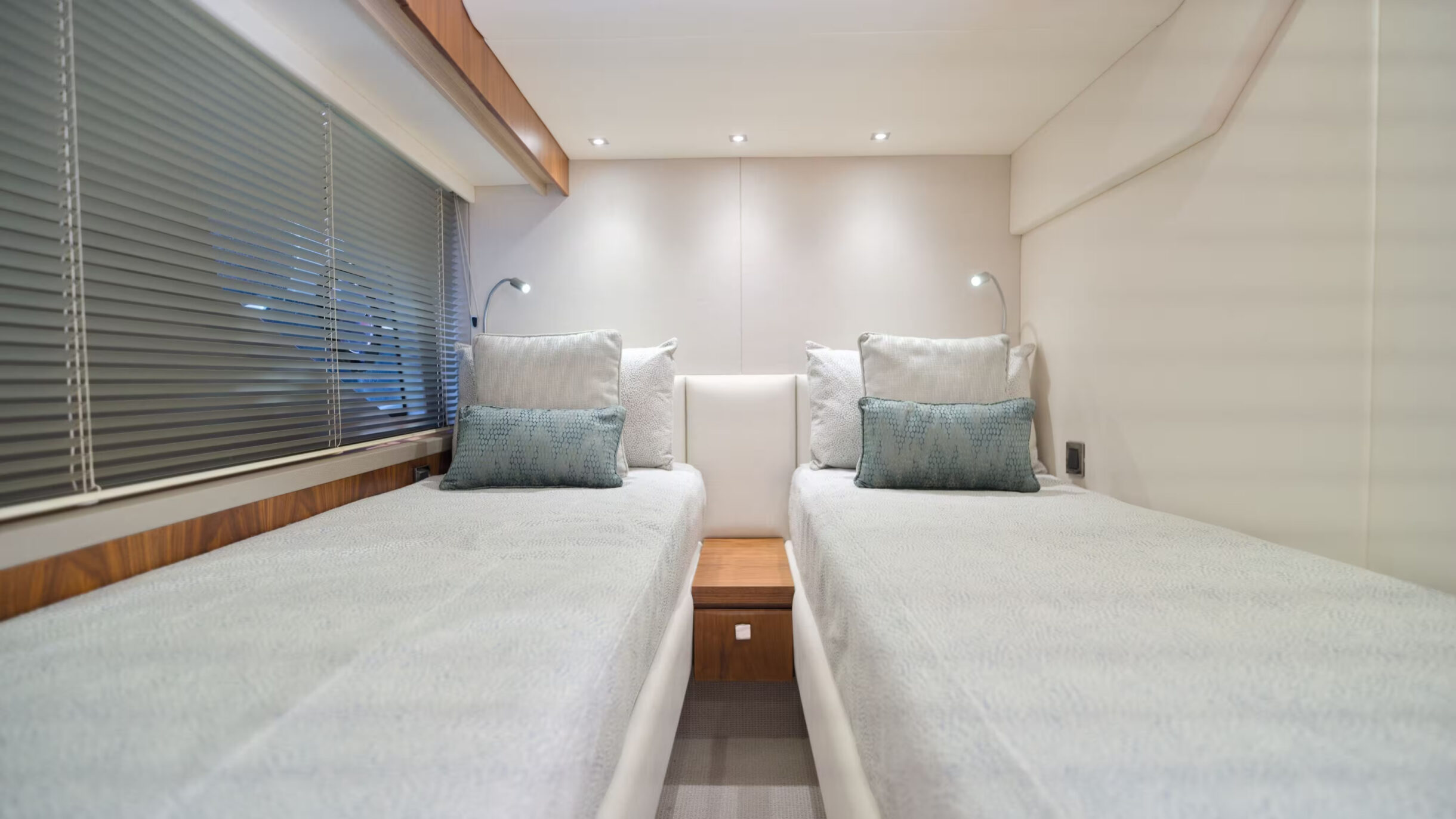 Sunseeker Manhattan 52 | Экстрьер 8