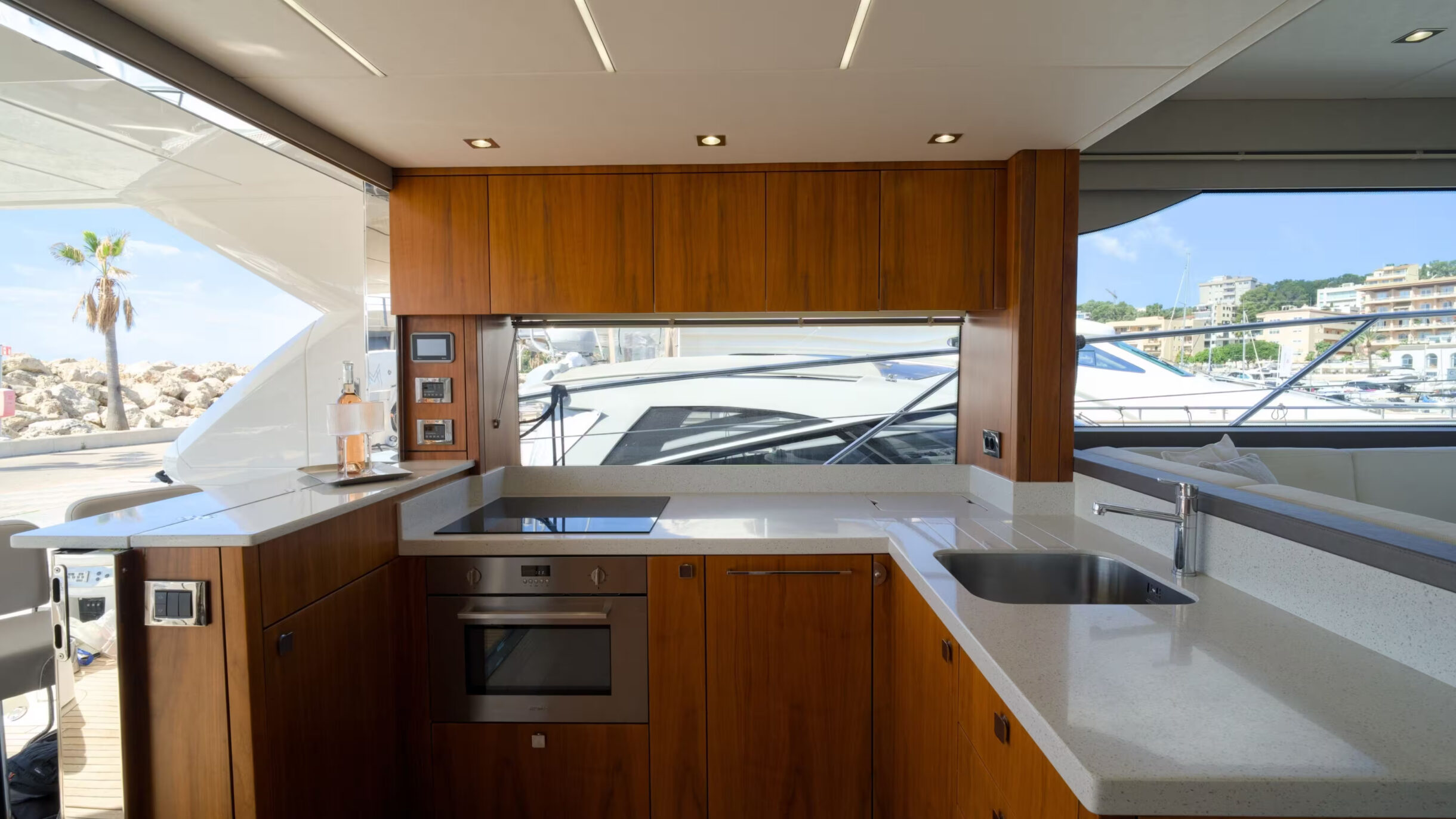 Sunseeker Manhattan 52 | Экстрьер 1